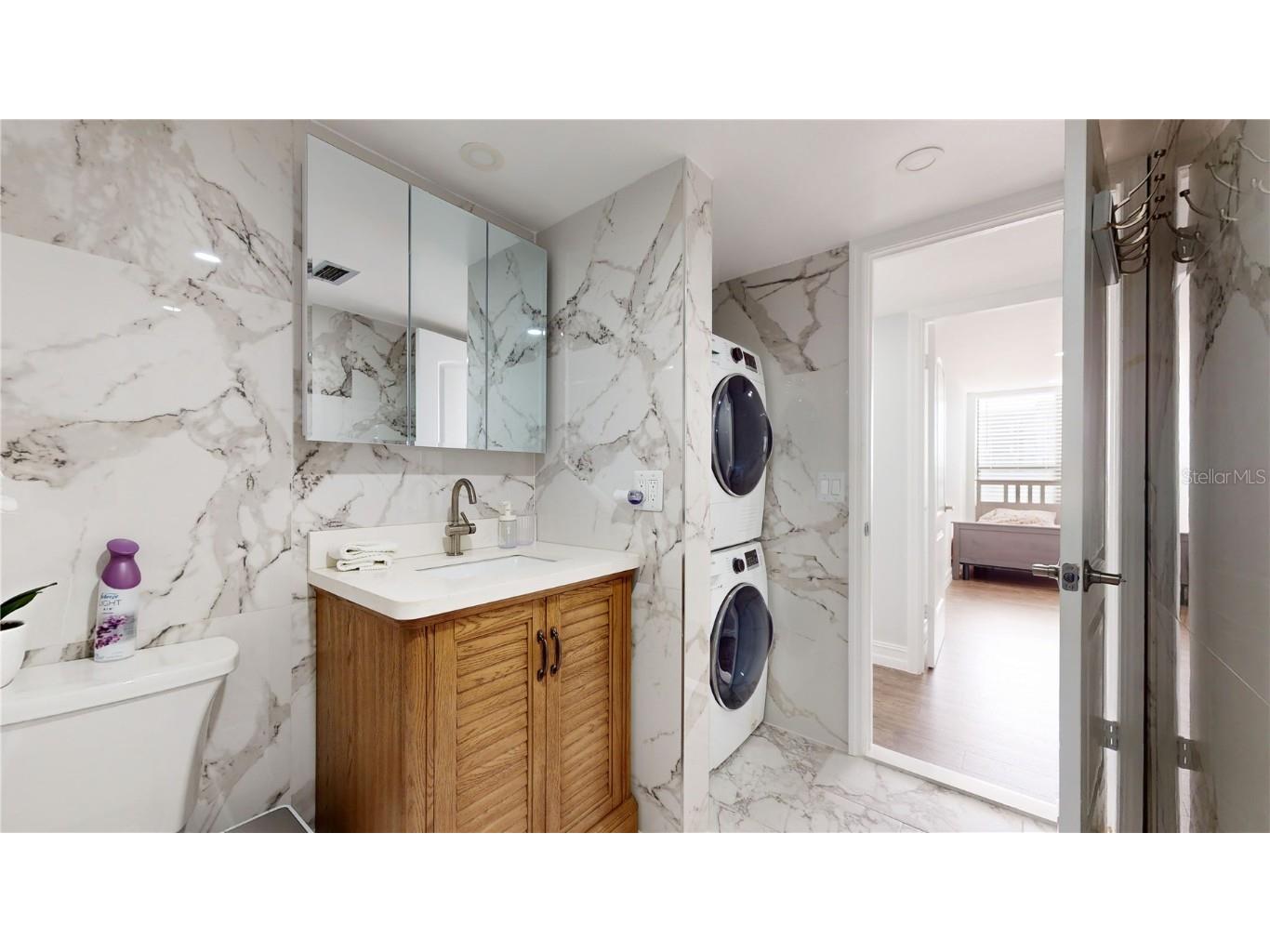 400 Island Way #210 Clearwater Beach FL 33767 TB8376721 image31