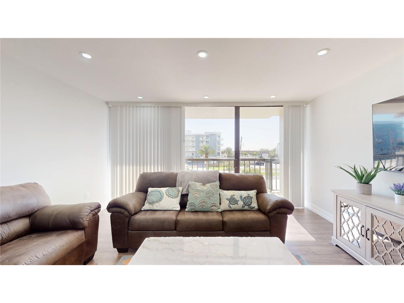 400 Island Way #210 Clearwater Beach FL 33767 TB8376721 image5