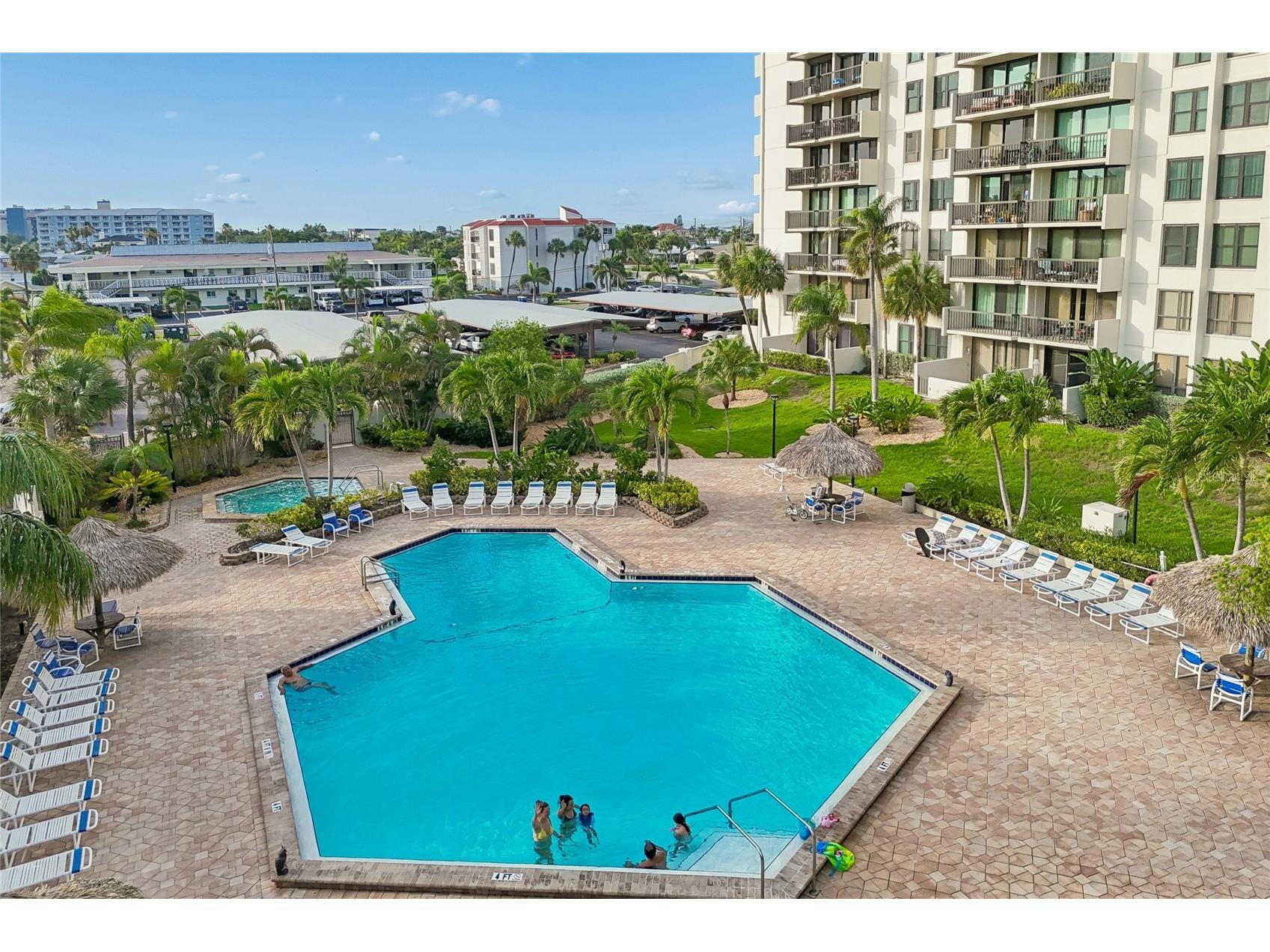 400 Island Way #211 Clearwater Beach FL 33767 TB8511728 image2