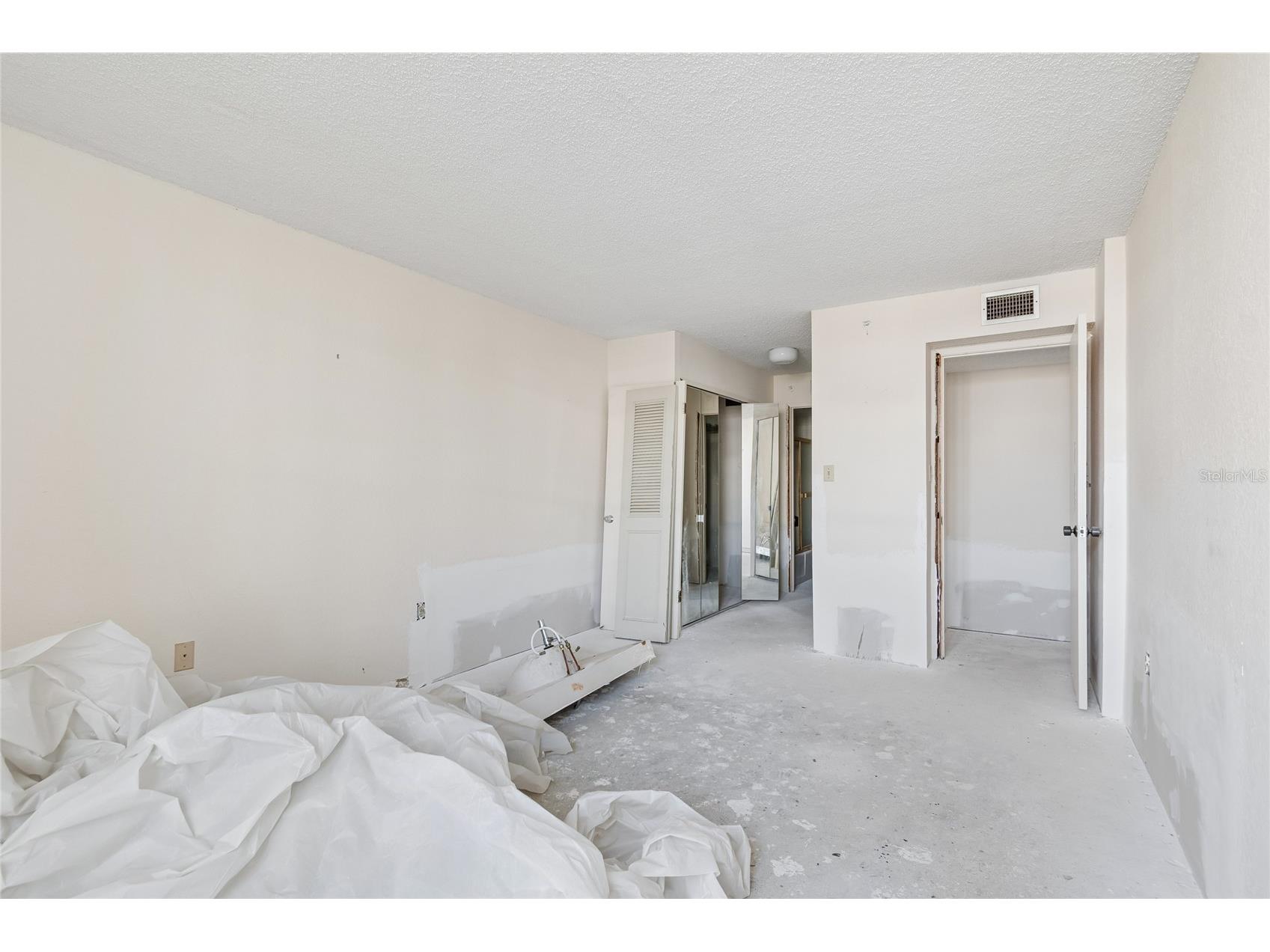 400 Island Way #211 Clearwater Beach FL 33767 TB8511728 image22