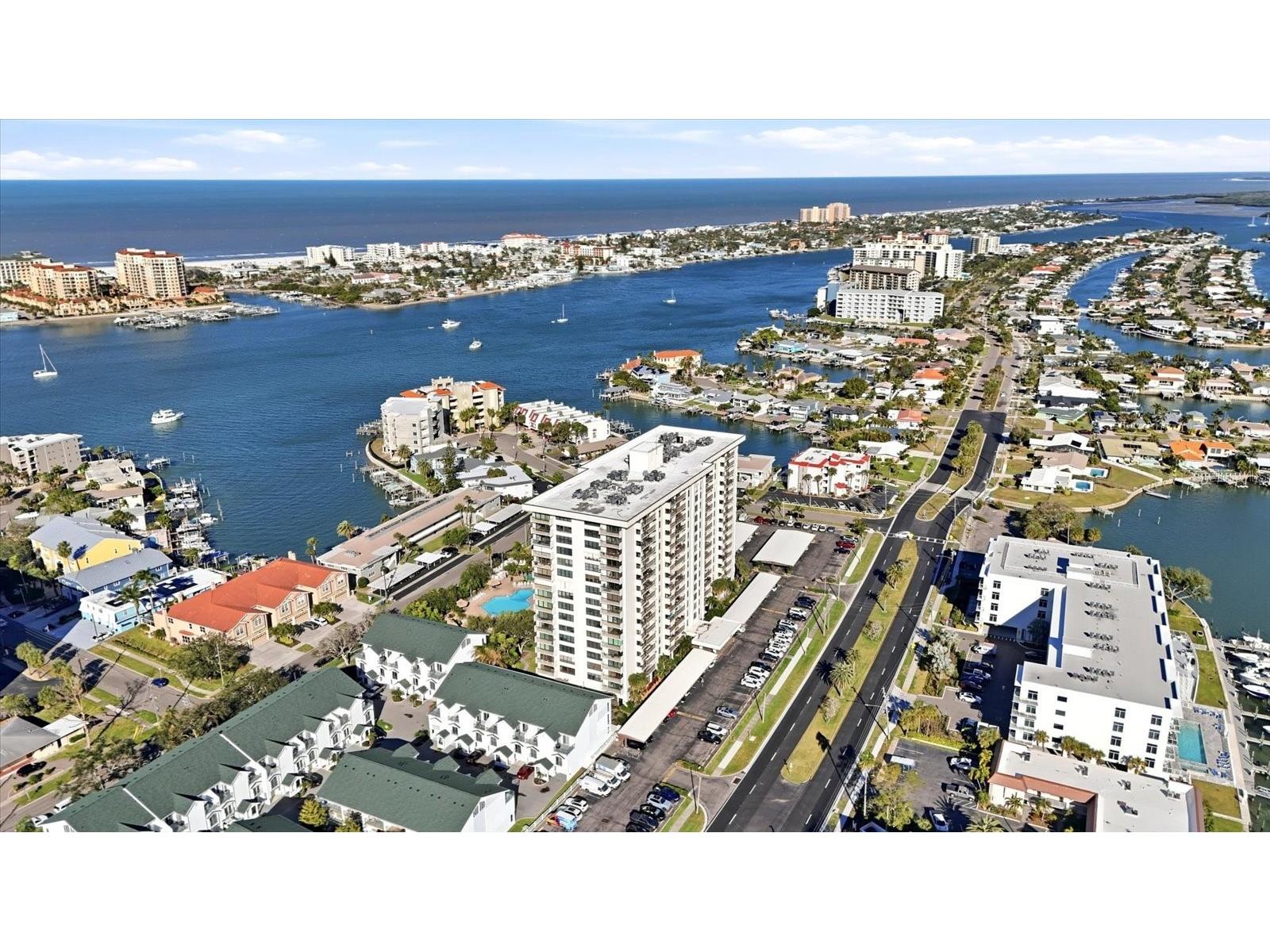 400 Island Way #312 Clearwater Beach FL 33767 TB8482569 image2