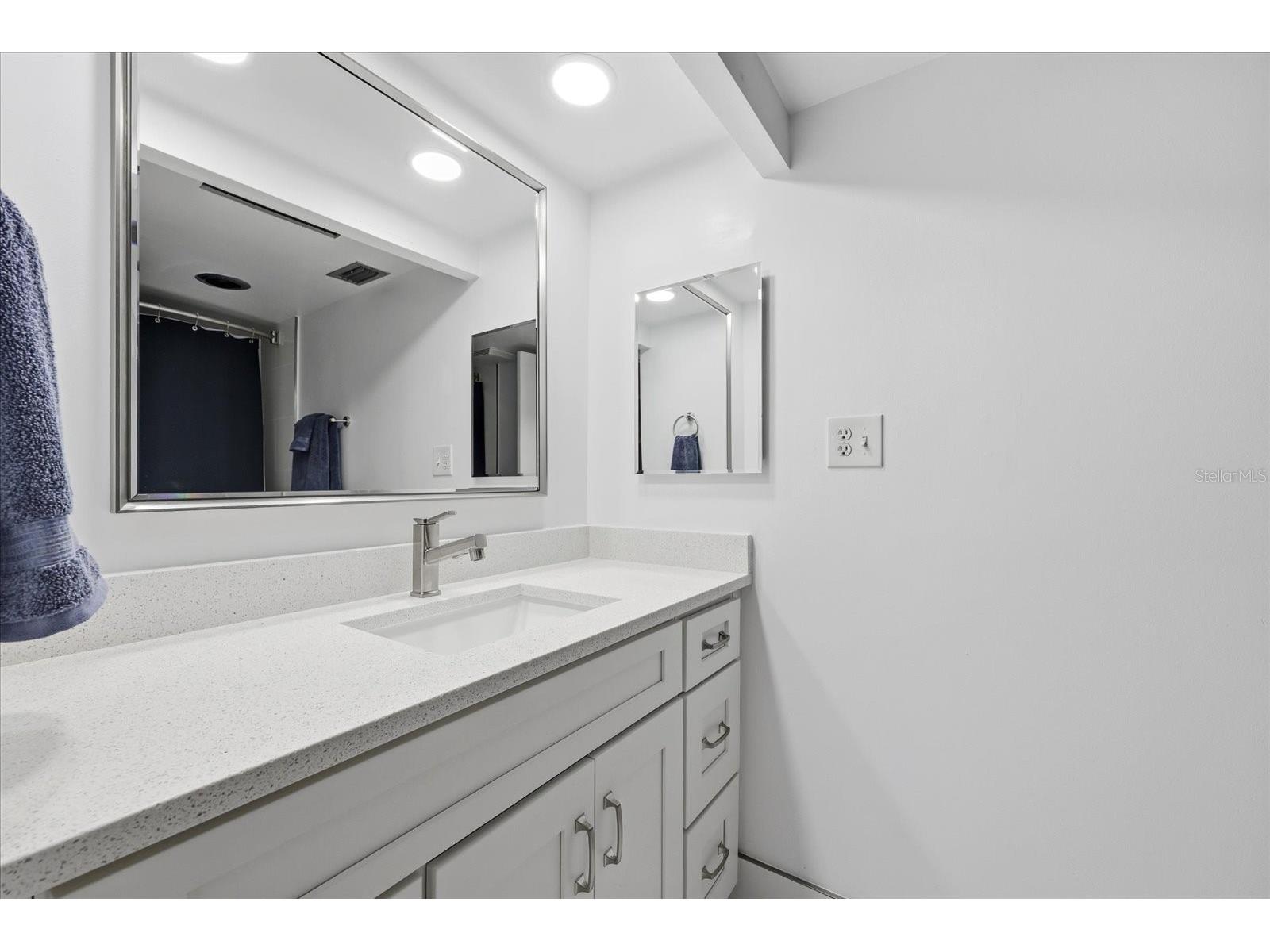 400 Island Way #312 Clearwater Beach FL 33767 TB8482569 image25