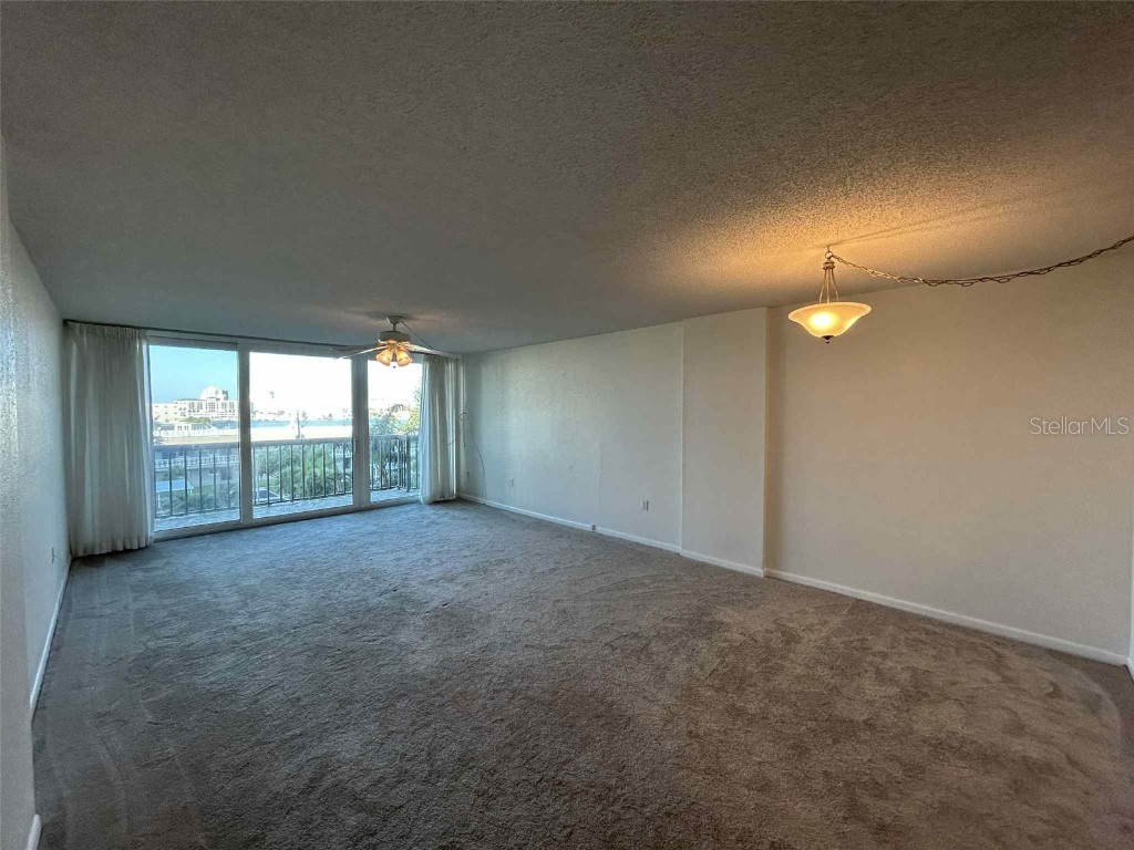 400 Island Way #404 Clearwater Beach FL 33767 TB8430838 image3