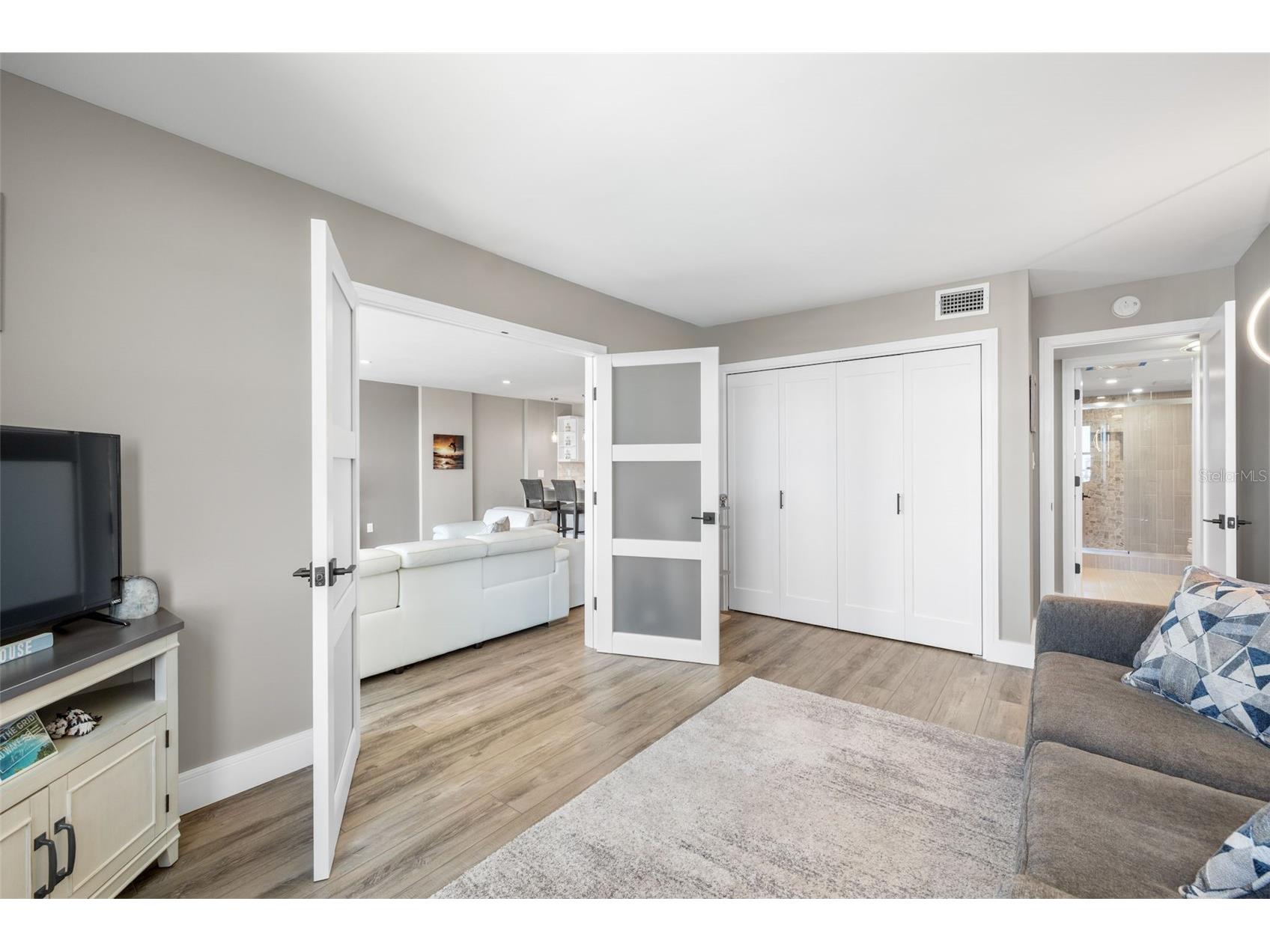 400 Island Way #504 Clearwater Beach FL 33767 TB8489401 image24