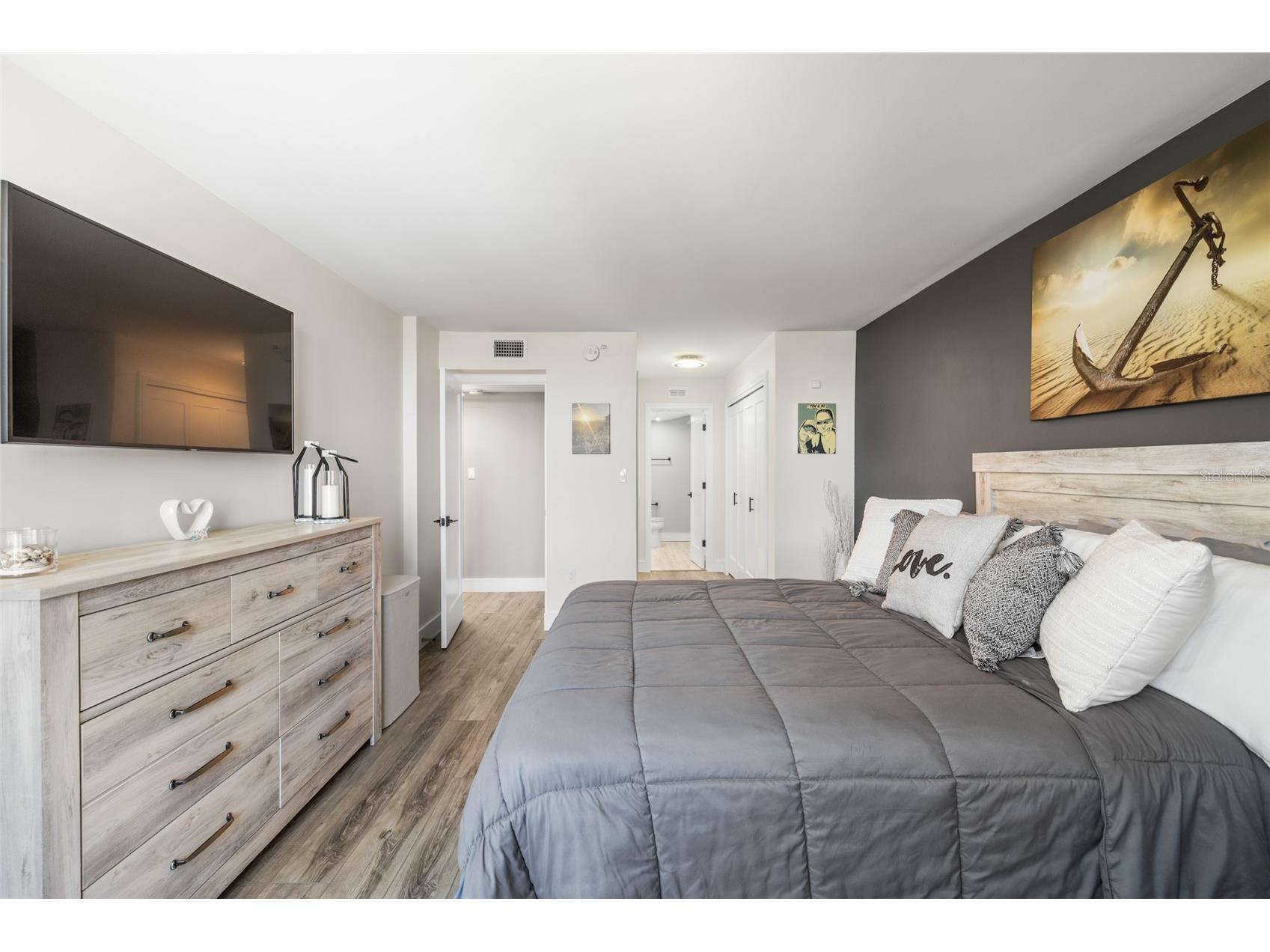 400 Island Way #504 Clearwater Beach FL 33767 TB8489401 image33