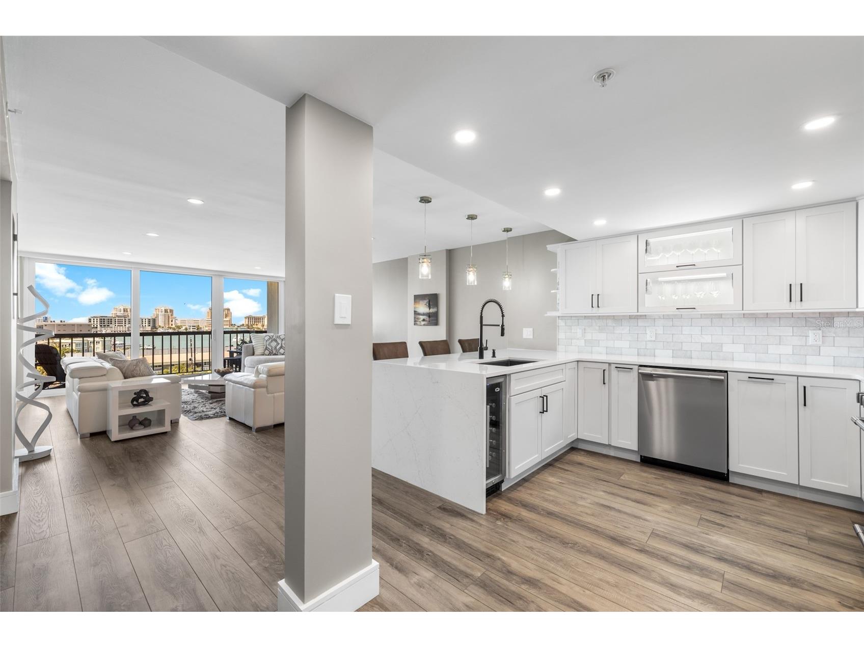 400 Island Way #504 Clearwater Beach FL 33767 TB8489401 image7