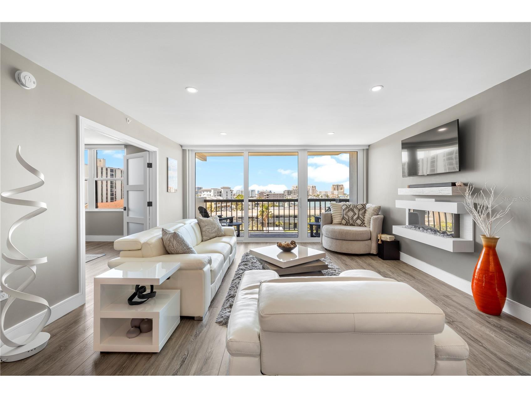 400 Island Way #504 Clearwater Beach FL 33767 TB8489401 image8