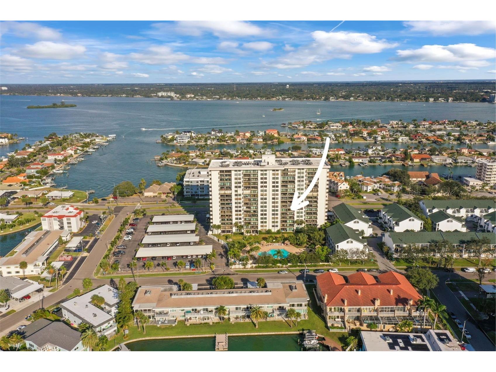 400 Island Way #602 Clearwater Beach FL 33767 TB8480096 image1