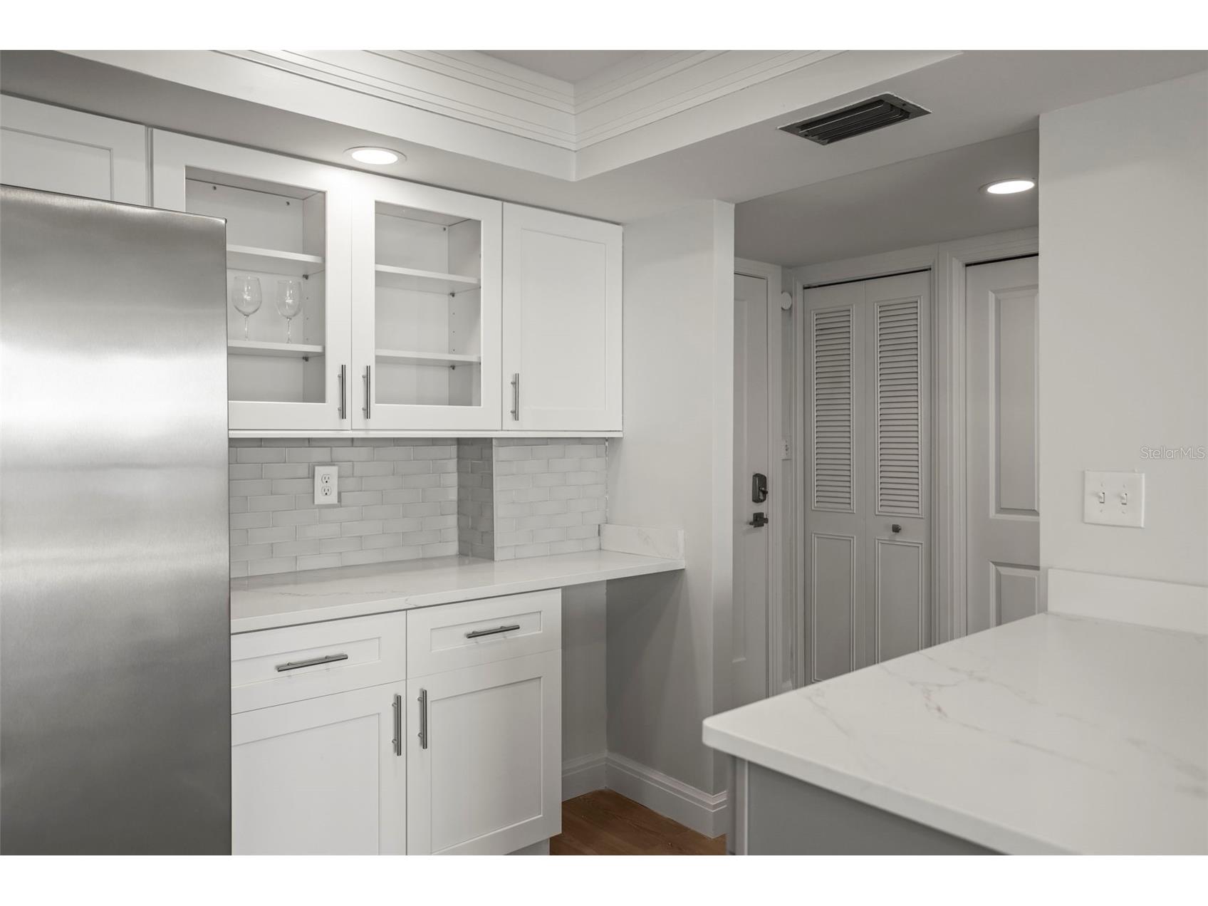 400 Island Way #602 Clearwater Beach FL 33767 TB8480096 image10