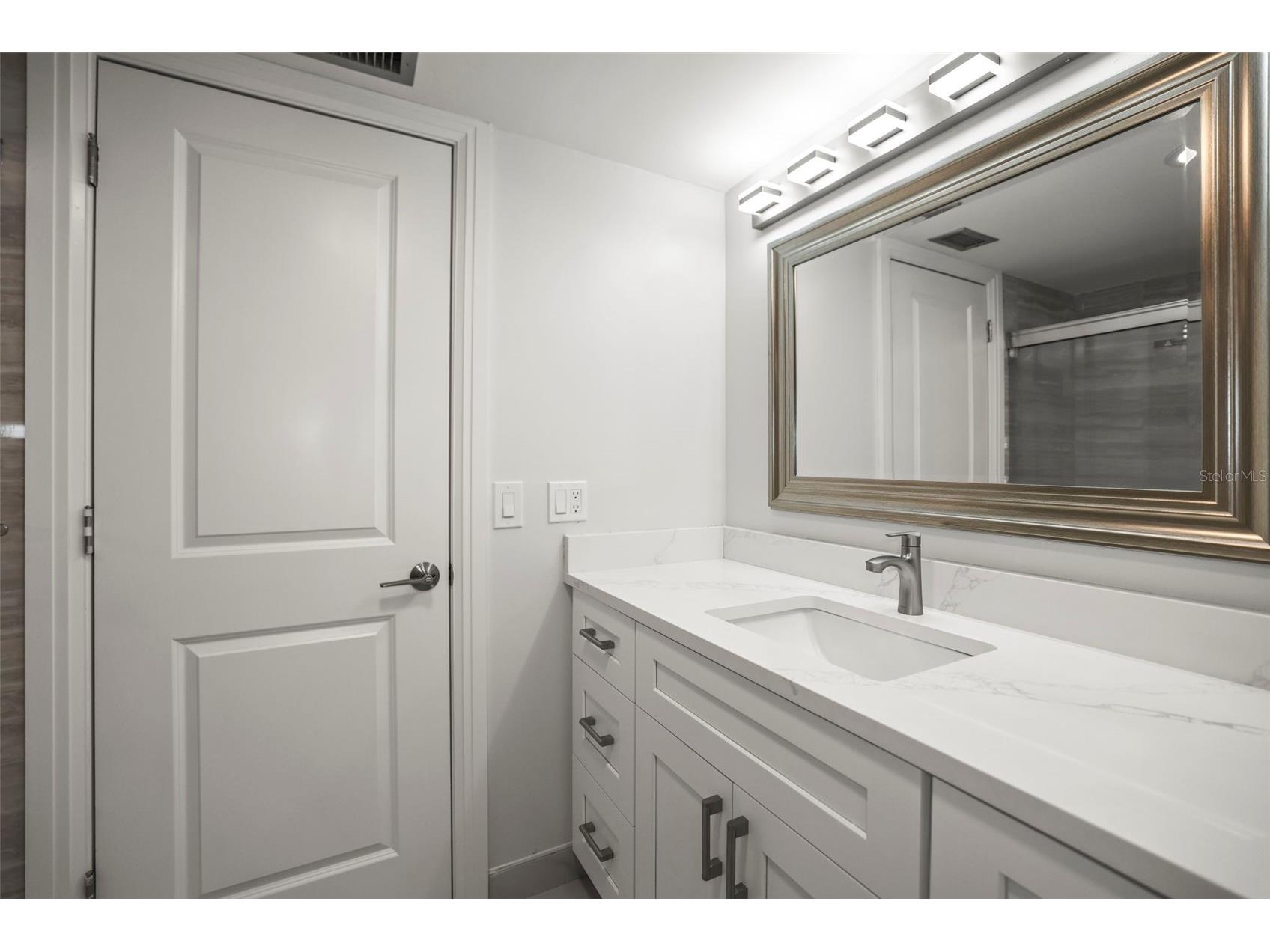 400 Island Way #602 Clearwater Beach FL 33767 TB8480096 image28