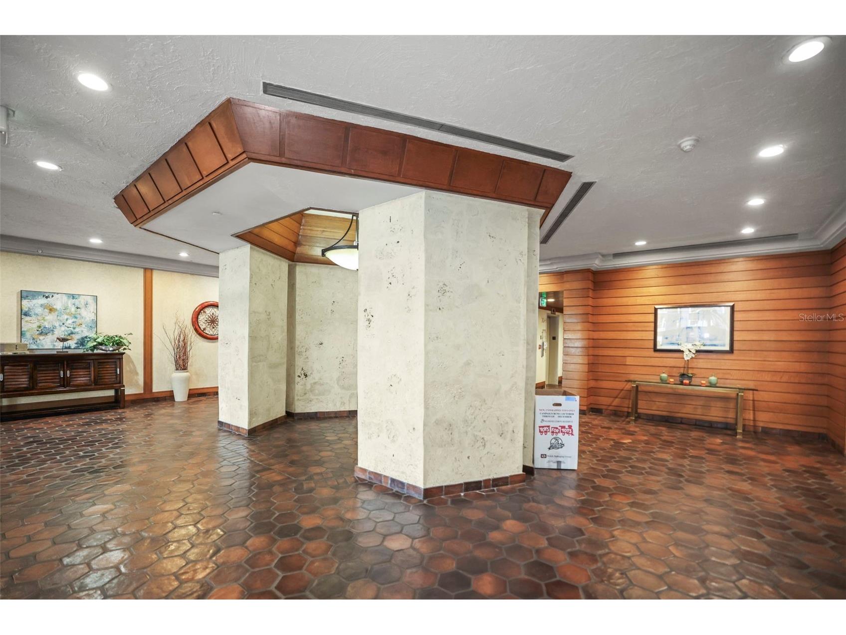 400 Island Way #602 Clearwater Beach FL 33767 TB8480096 image33