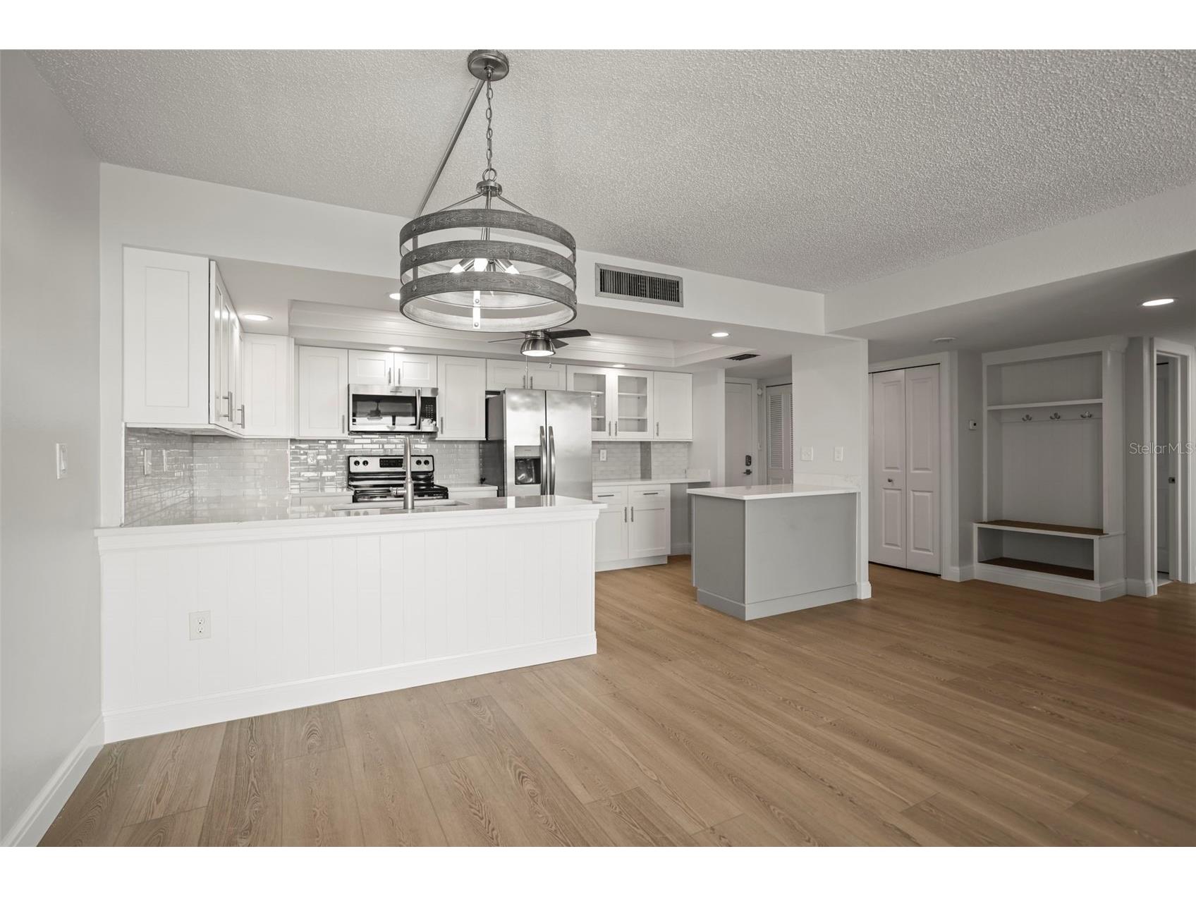 400 Island Way #602 Clearwater Beach FL 33767 TB8480096 image6