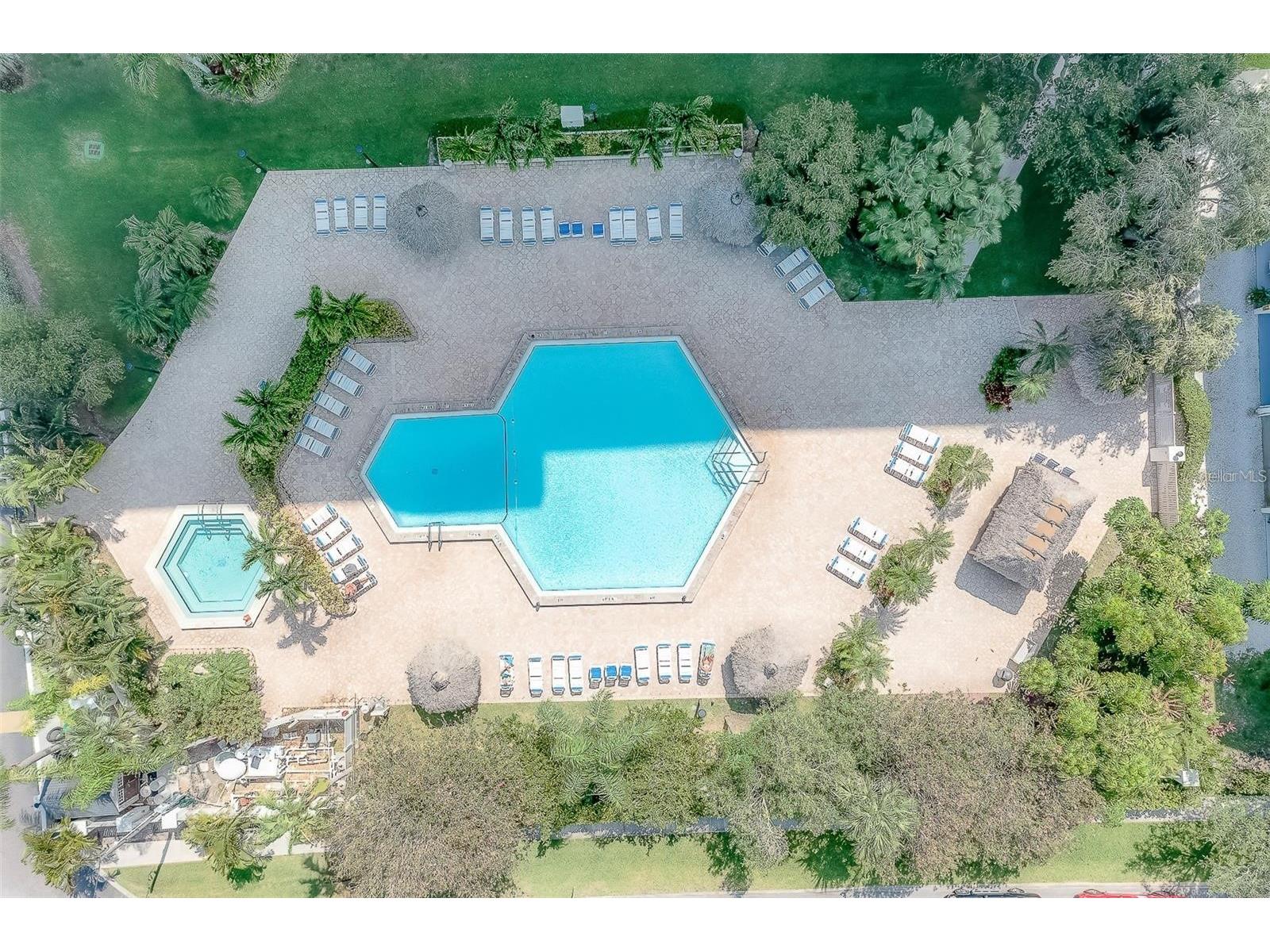 400 Island Way #711 Clearwater Beach FL 33767 TB8458578 image2