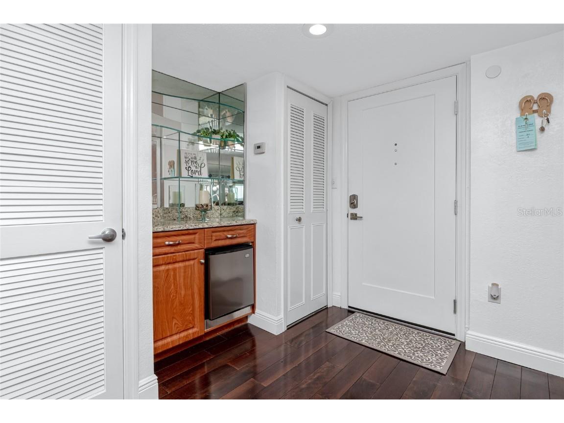 400 Island Way #811 Clearwater Beach FL 33767 - CLEARWATER MARINA TB8411367 image22