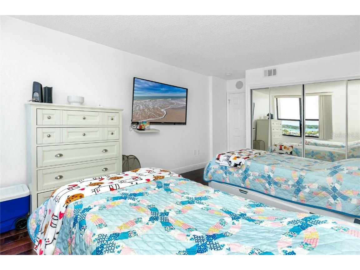 400 Island Way #811 Clearwater Beach FL 33767 - CLEARWATER MARINA TB8411367 image35