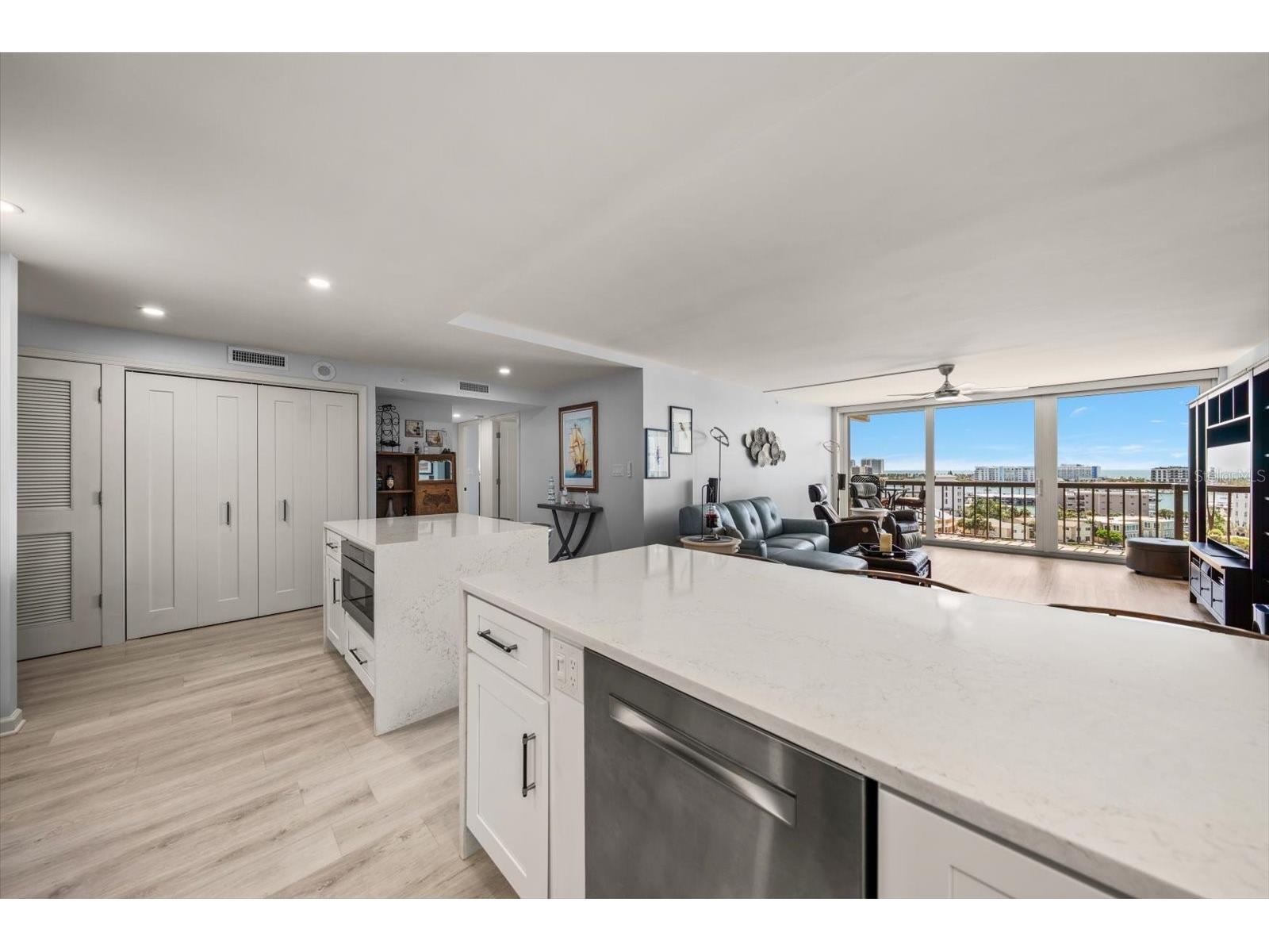 400 Island Way #904 Clearwater Beach FL 33767 TB8525064 image11