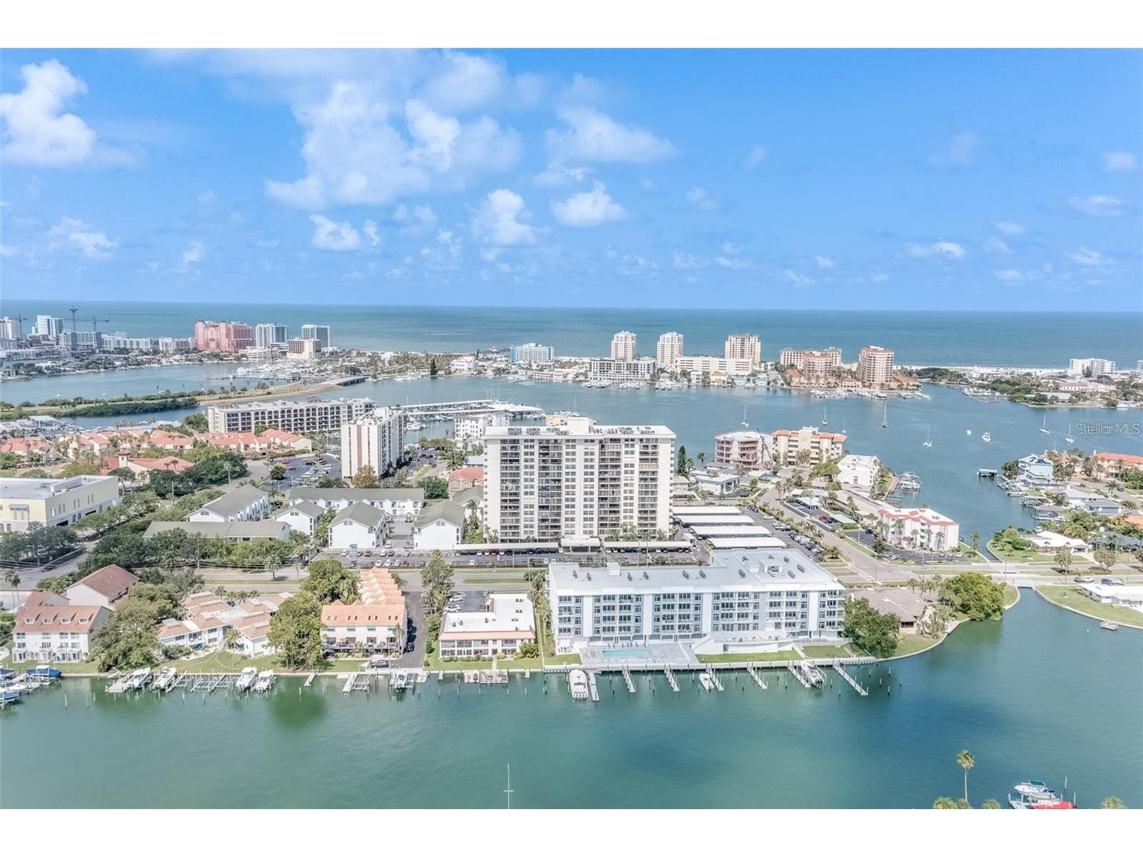 400 Island Way #908 Clearwater Beach FL 33767 TB8357619 image1