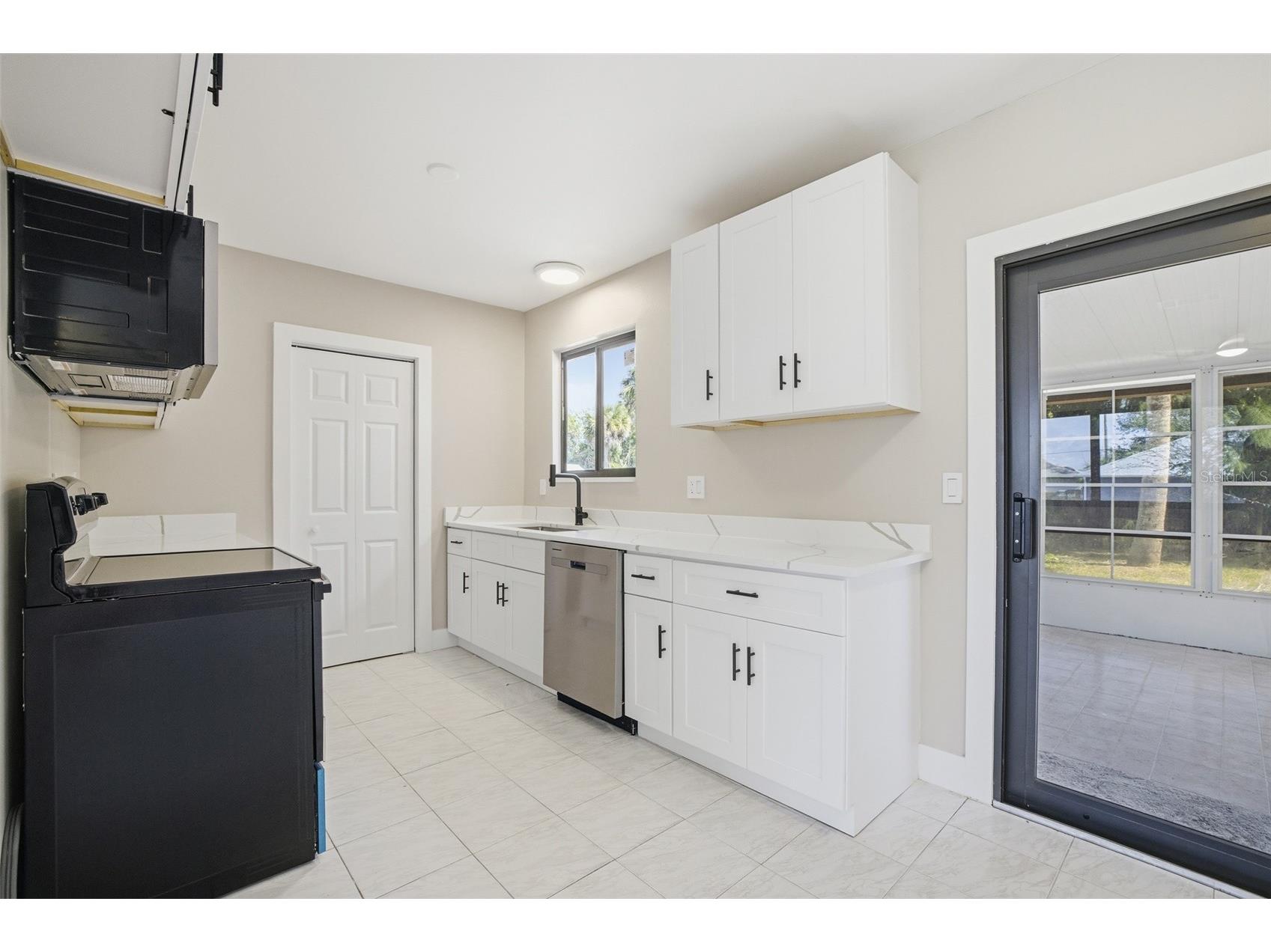 400 Kenova Street Port Charlotte FL 33954 C7522191 image22