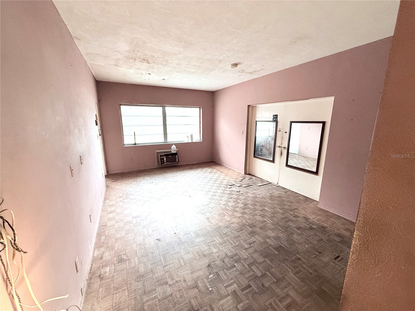 400 Lake Maggiore Boulevard S Saint Petersburg FL 33705 TB8497279 image10