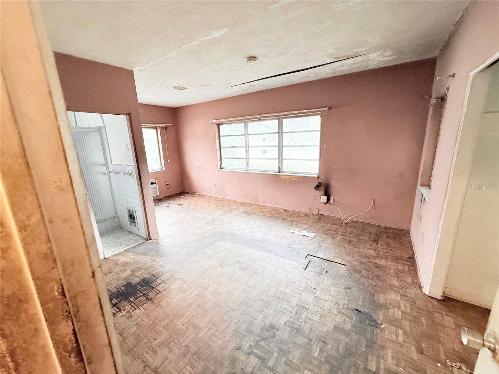 400 Lake Maggiore Boulevard S Saint Petersburg FL 33705 TB8497279 image9