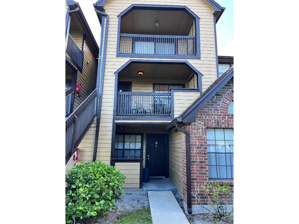 400 Lake Placid Court #204 Altamonte Springs FL 32701 O6352097 image1