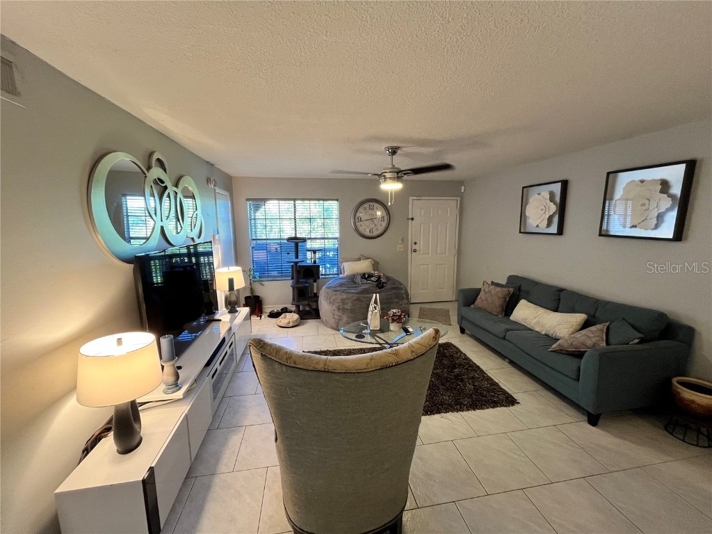 400 Lake Placid Court #204 Altamonte Springs FL 32701 O6352097 image4