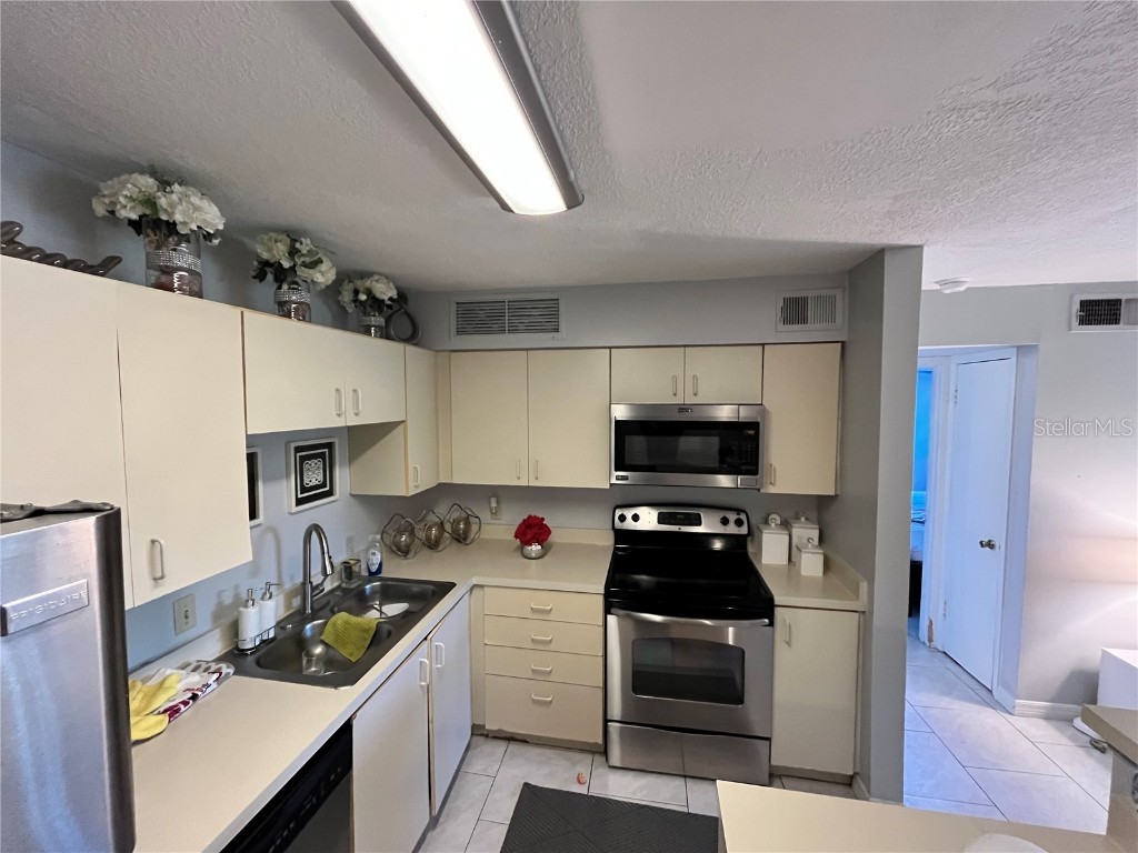 400 Lake Placid Court #204 Altamonte Springs FL 32701 O6352097 image7