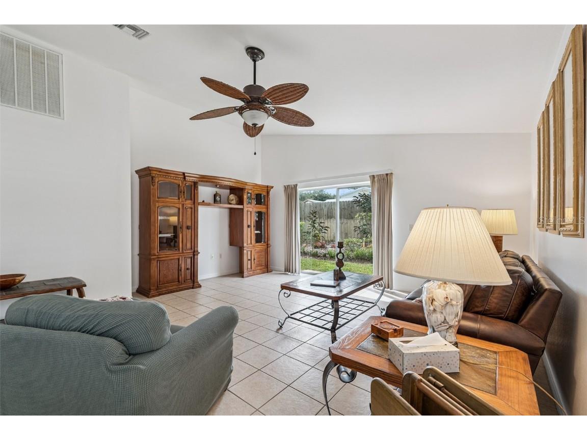 400 Lake Suzanne Drive Lake Wales FL 33859 P4936389 image2