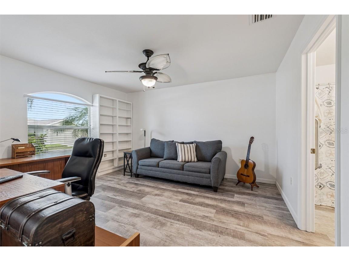 400 Lake Suzanne Drive Lake Wales FL 33859 P4936389 image20