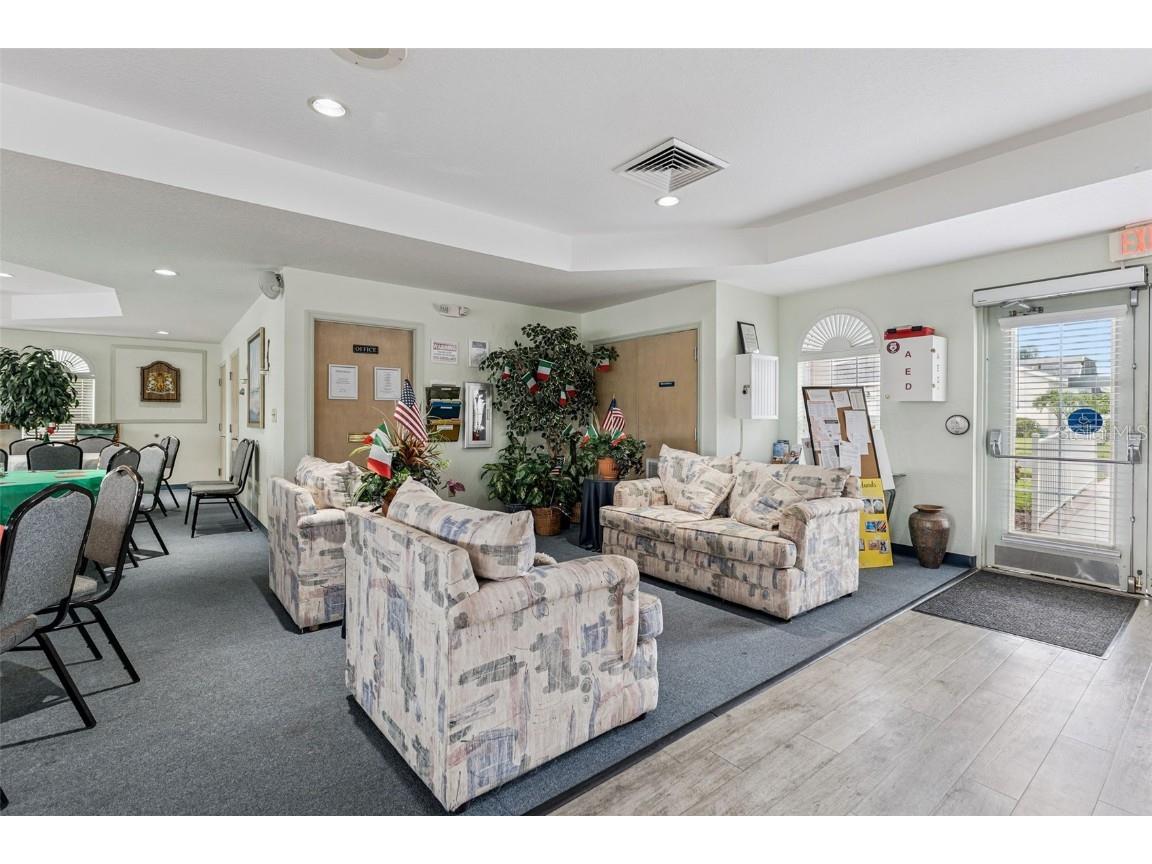 400 Lake Suzanne Drive Lake Wales FL 33859 P4936389 image32