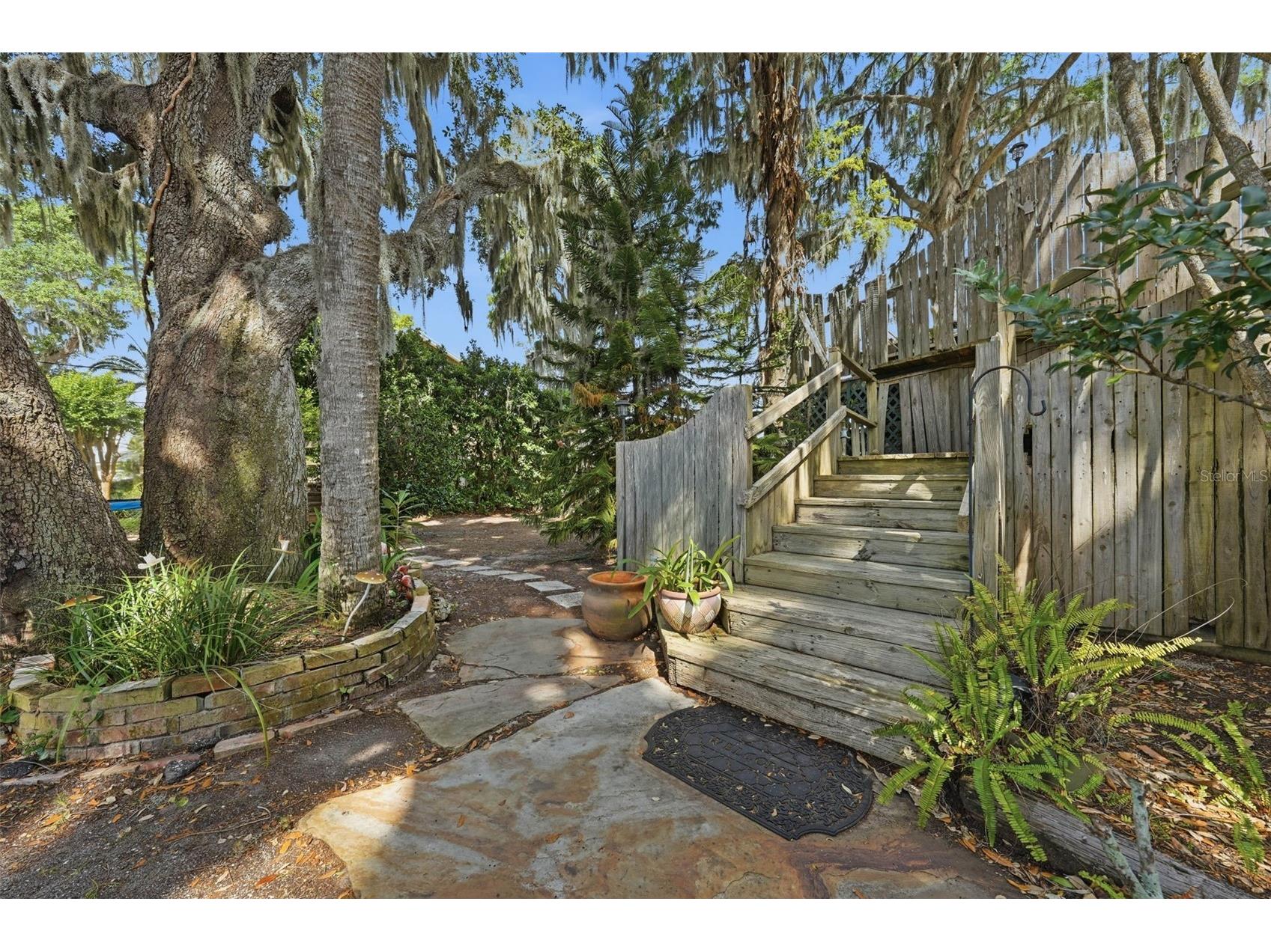 400 Lakeshore Drive Eustis FL 32726 - LAKE EUSTIS G5112132 image8