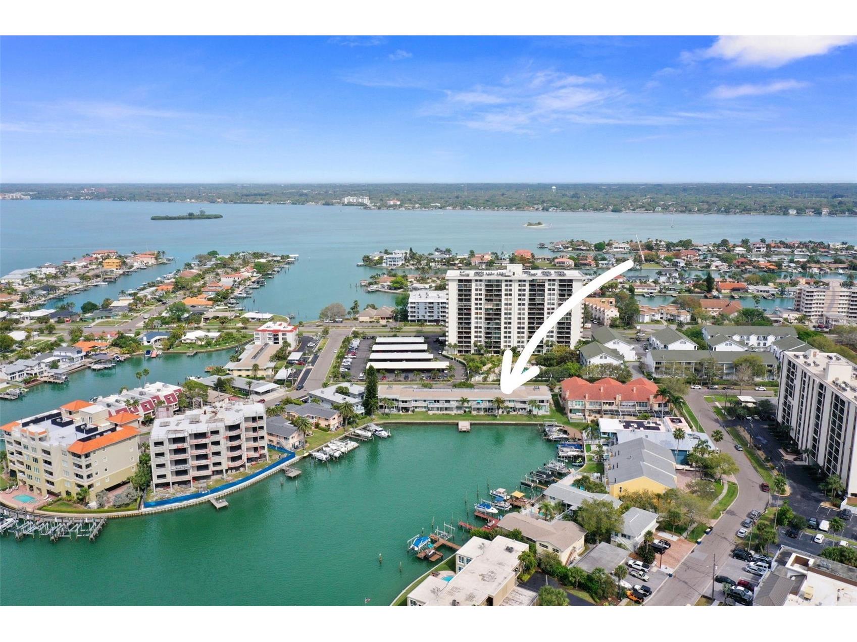 400 Larboard Way #103 Clearwater Beach FL 33767 TB8504689 image4