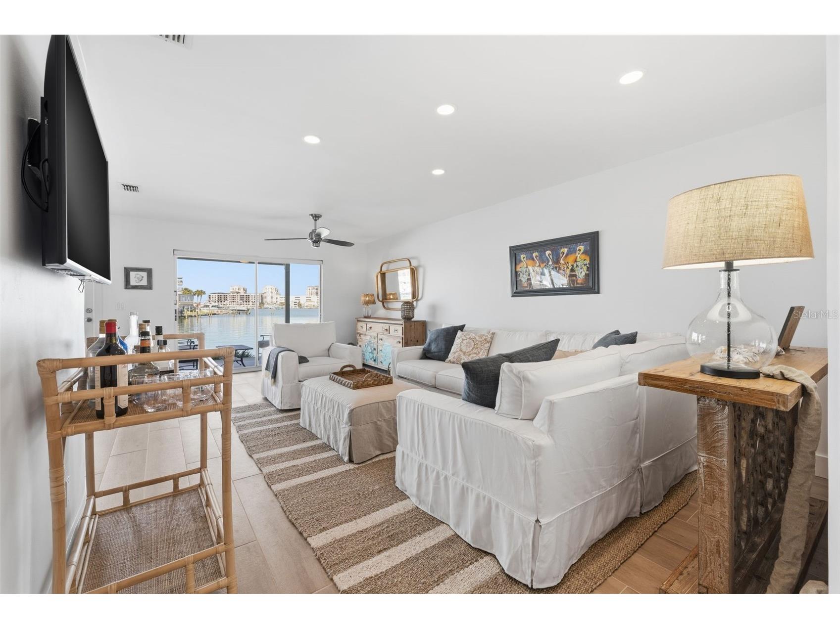 400 Larboard Way #105 Clearwater Beach FL 33767 O6403825 image3