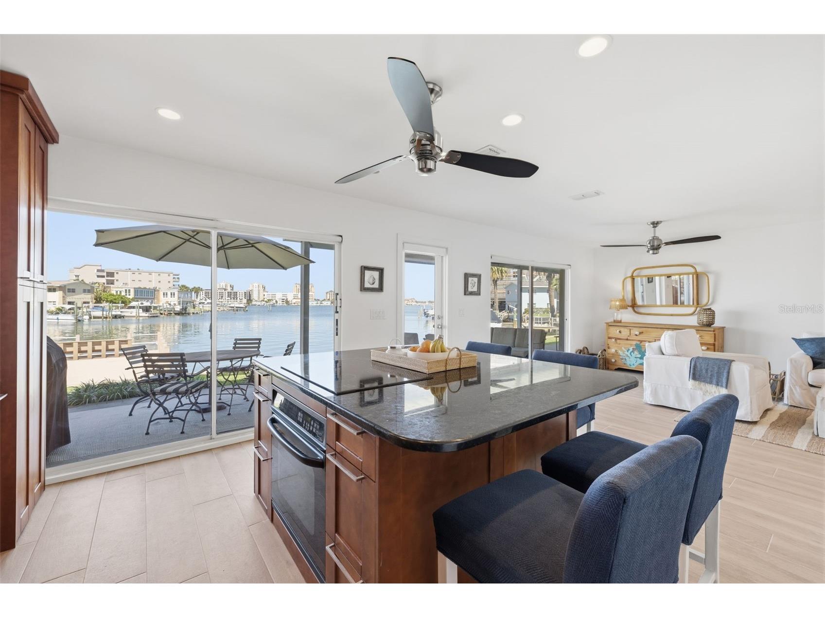 400 Larboard Way #105 Clearwater Beach FL 33767 O6403825 image8