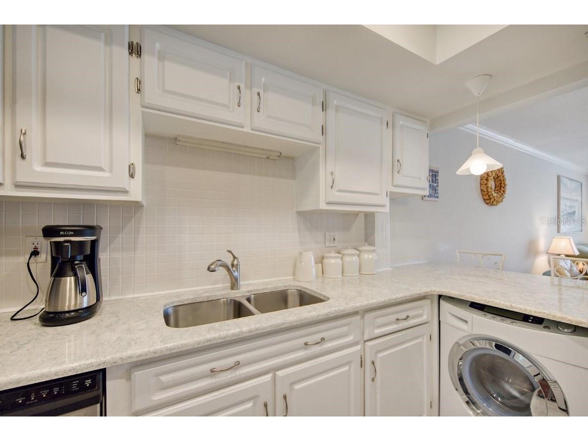 400 Larboard Way #202 Clearwater FL 33767 TB8446075 image3