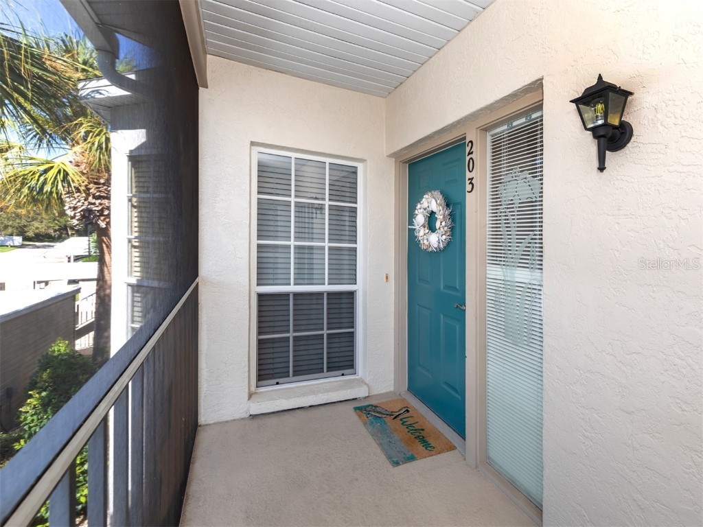 400 Laurel Lake Drive #203 Venice FL 34292 N6128366 image1