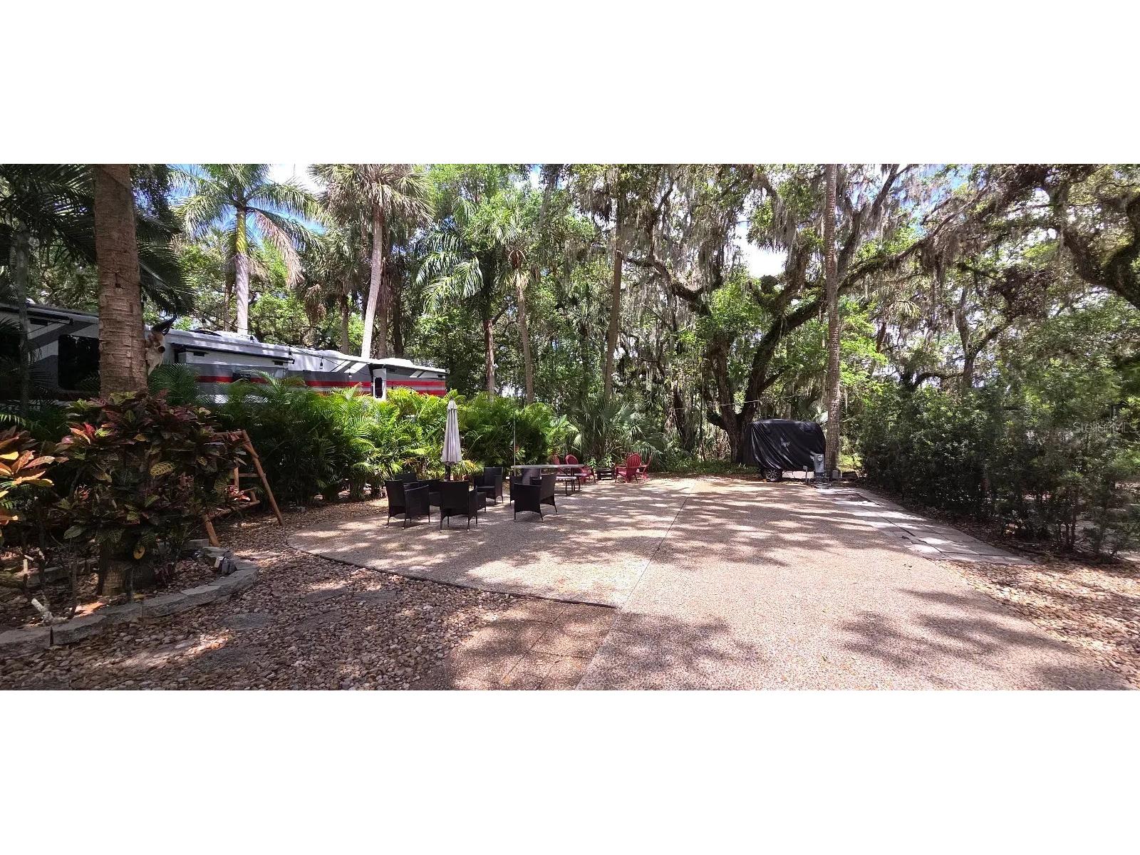 400 Longhorn Drive River Ranch FL 33867 TB8440671 image1