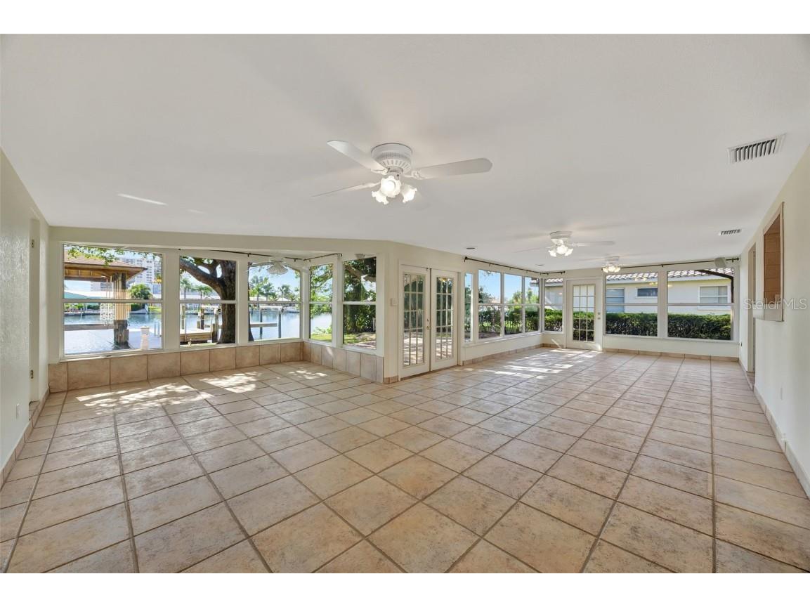 400 Midway Island Clearwater Beach FL 33767 - INTERCOSTAL WATERWAY TB8424019 image24