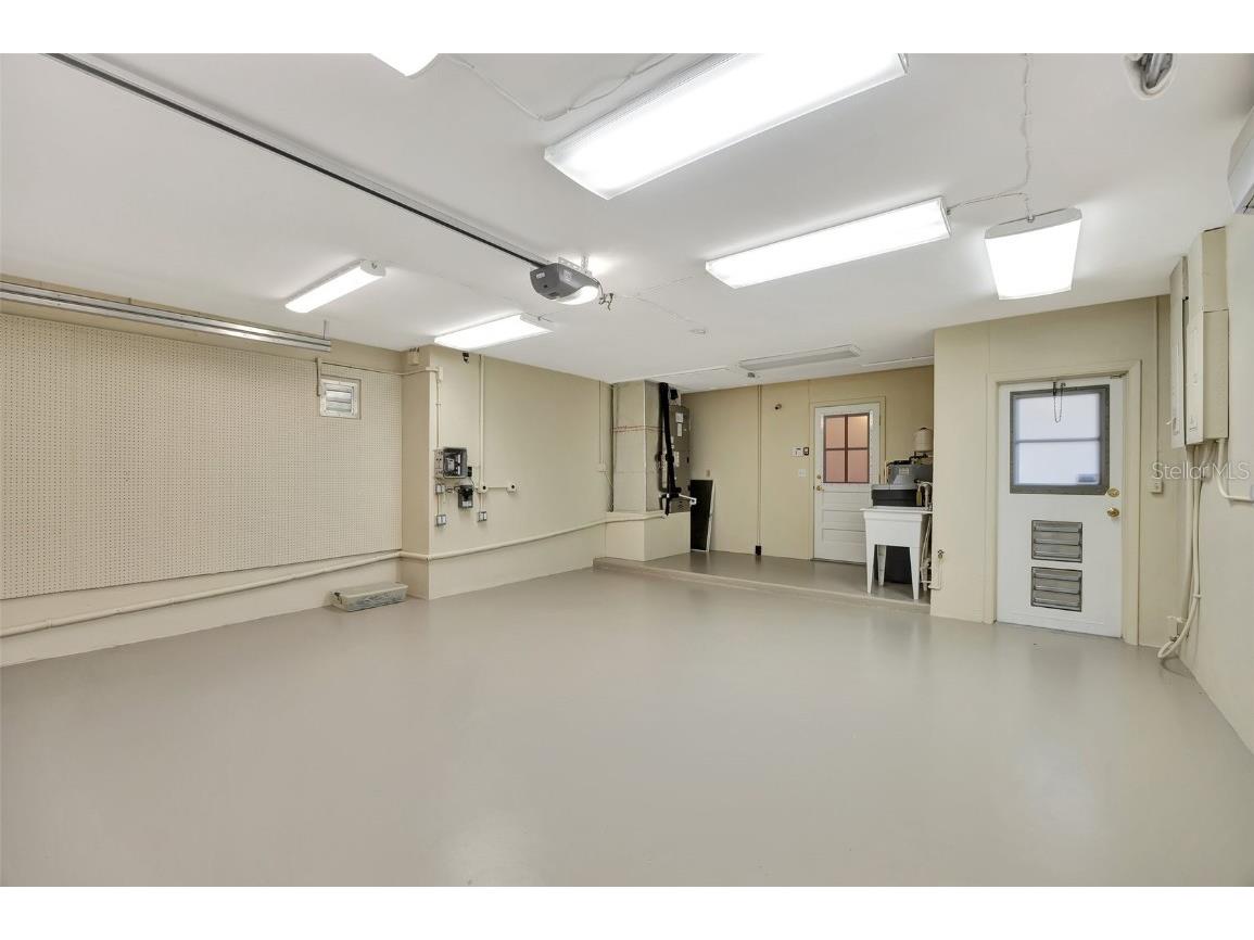 400 Midway Island Clearwater Beach FL 33767 - INTERCOSTAL WATERWAY TB8424019 image27