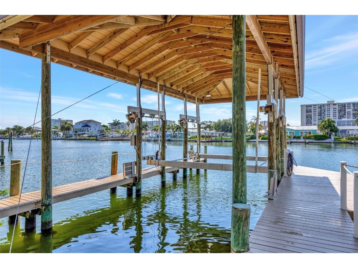 400 Midway Island Clearwater Beach FL 33767 - INTERCOSTAL WATERWAY TB8424019 image28