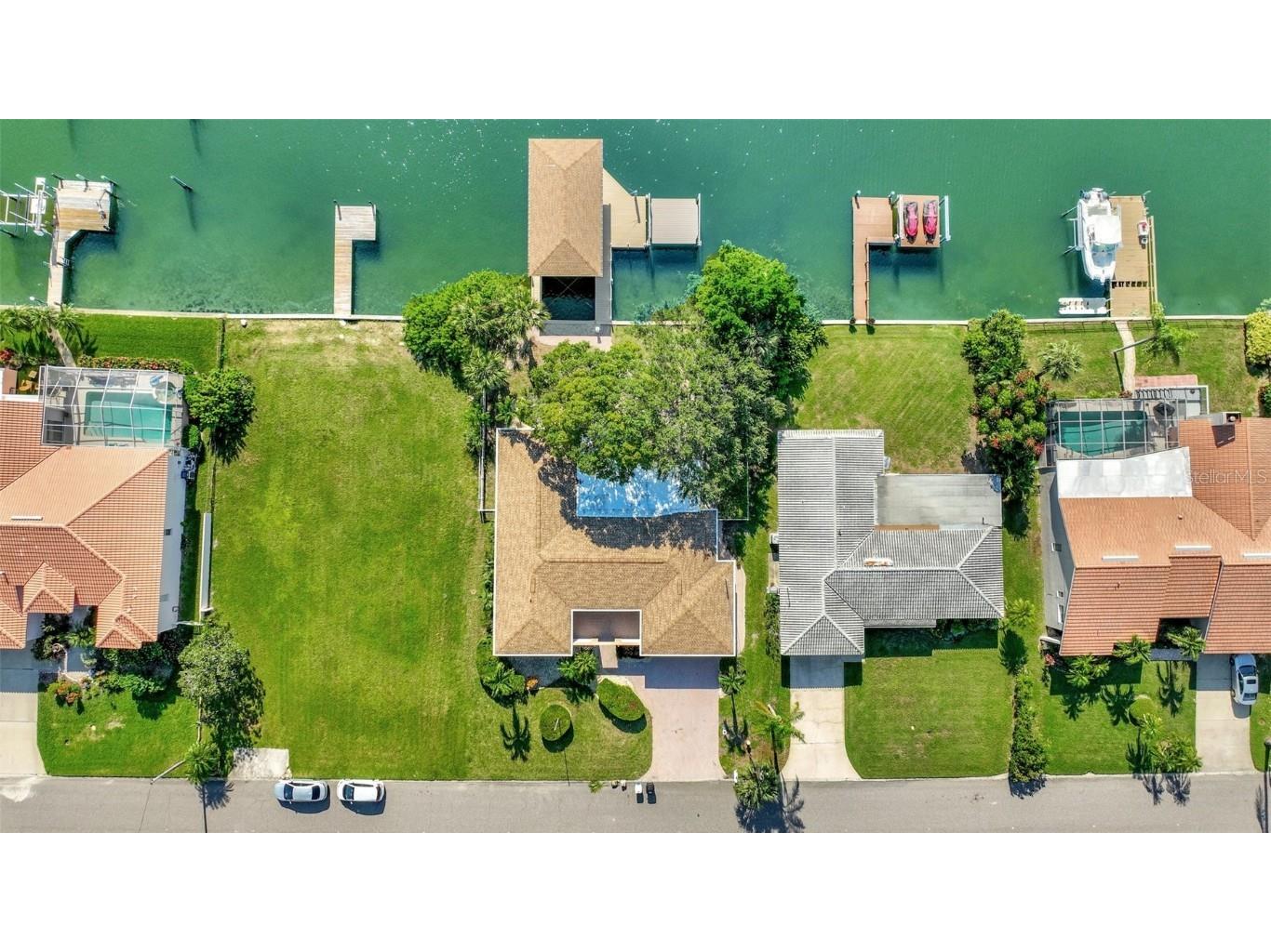 400 Midway Island Clearwater Beach FL 33767 - INTERCOSTAL WATERWAY TB8424019 image3