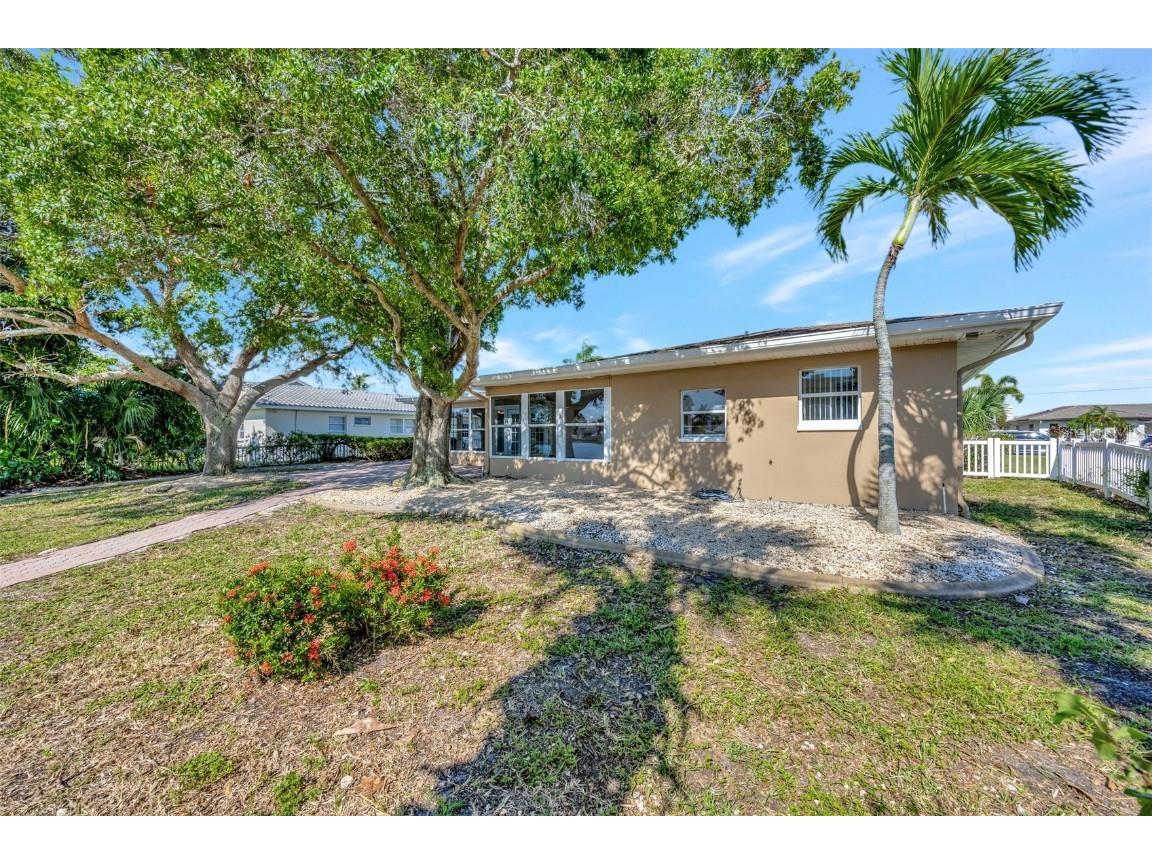 400 Midway Island Clearwater Beach FL 33767 - INTERCOSTAL WATERWAY TB8424019 image32