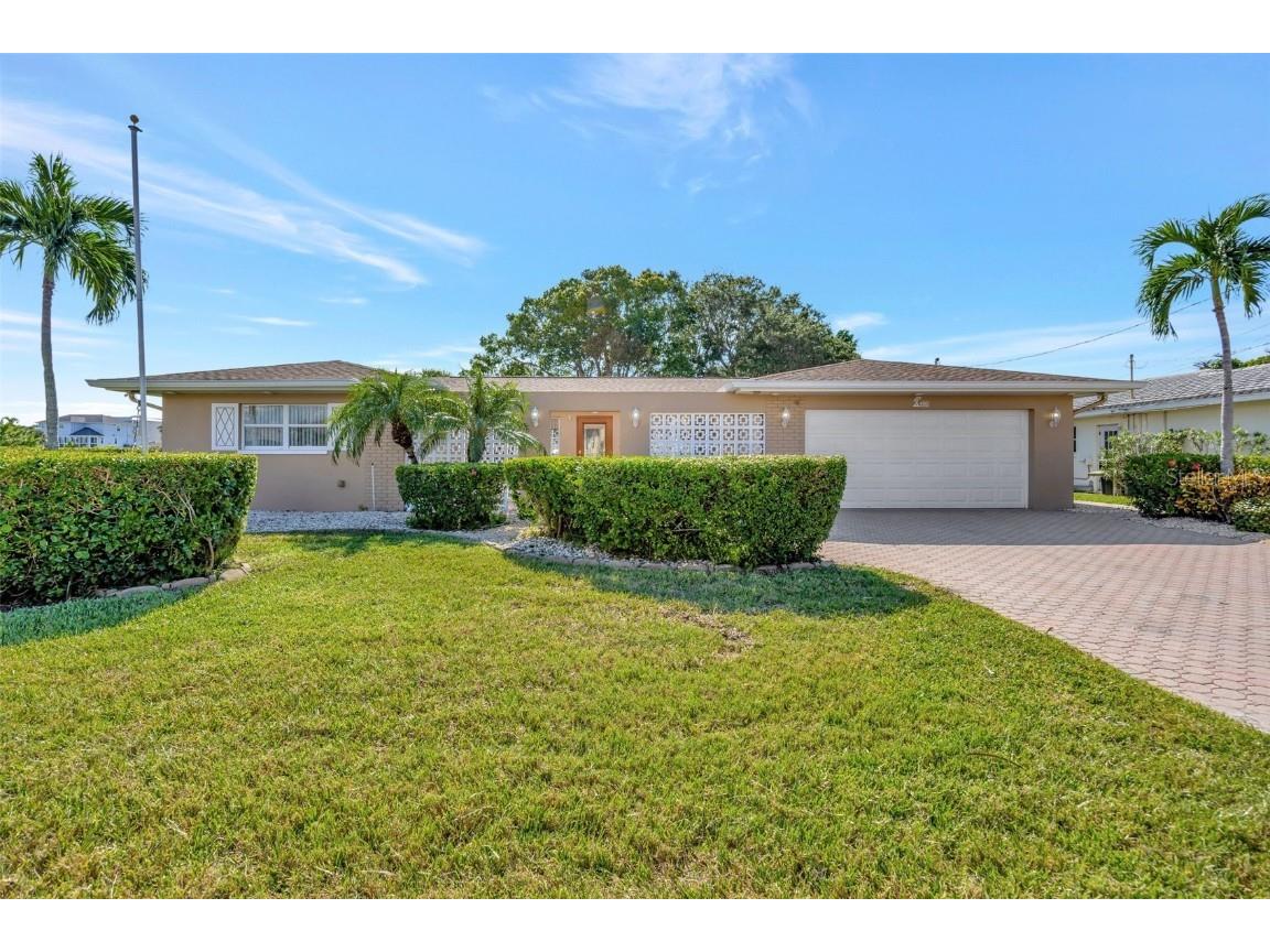 400 Midway Island Clearwater Beach FL 33767 - INTERCOSTAL WATERWAY TB8424019 image35