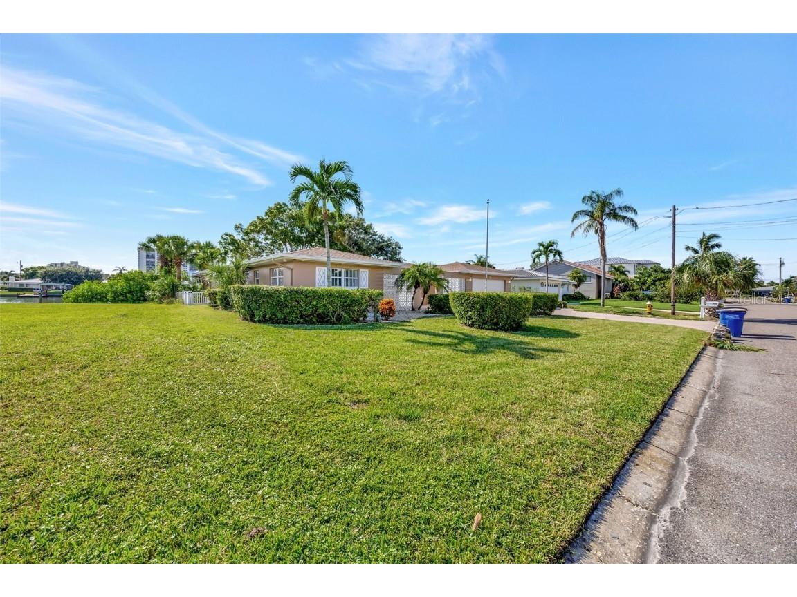 400 Midway Island Clearwater Beach FL 33767 - INTERCOSTAL WATERWAY TB8424019 image41
