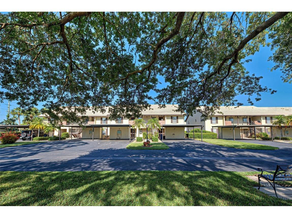 400 Mission Trail E #C Venice FL 34285 N6132652 image1