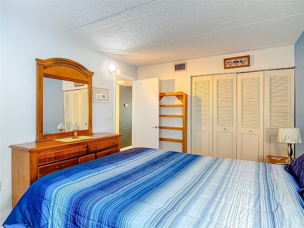 400 Oakridge Boulevard #21 Daytona Beach FL 32118 OM713468 image26