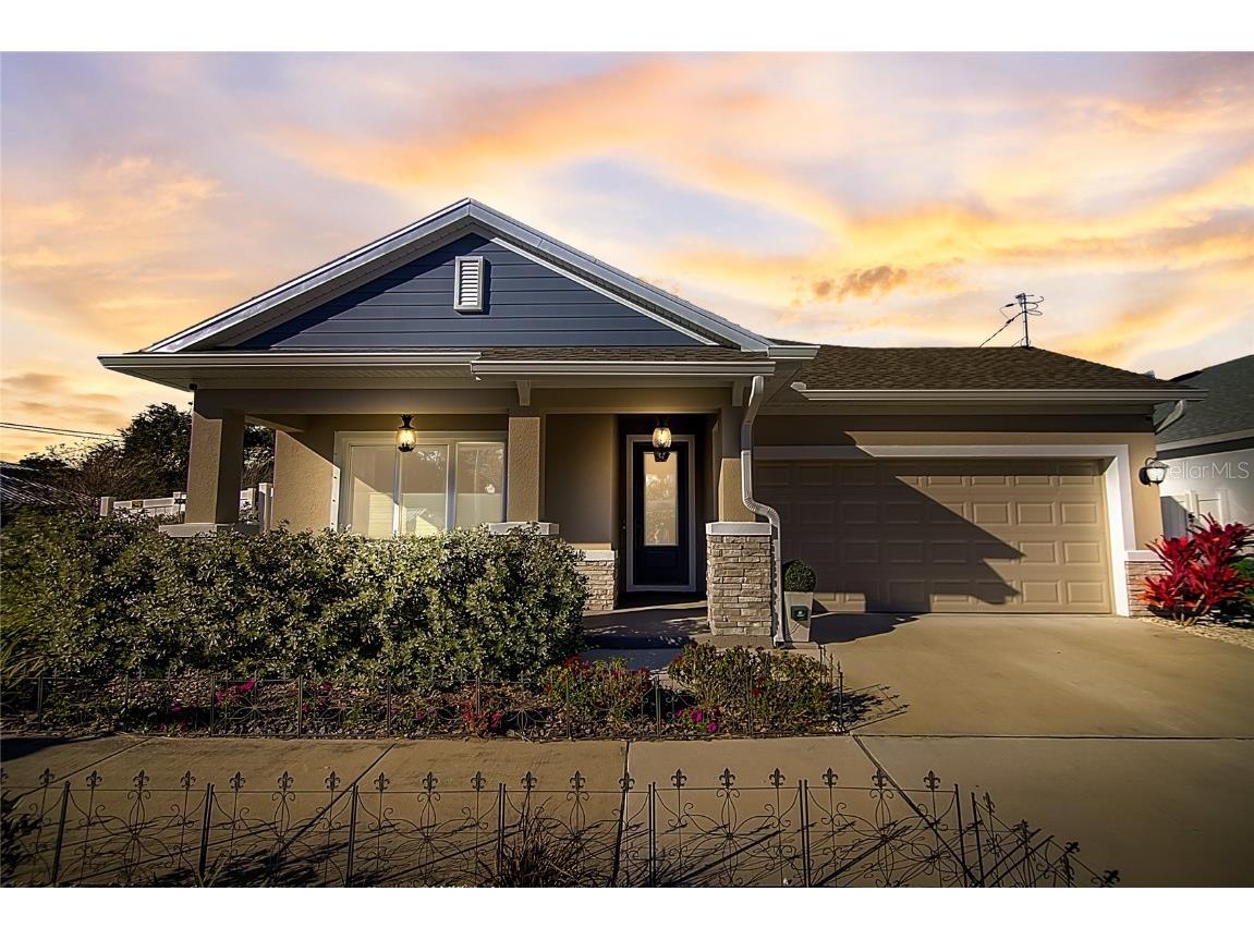 400 Orangewood Drive Dunedin FL 34698 - OLD CLEARWATER BAY U8190675 image1