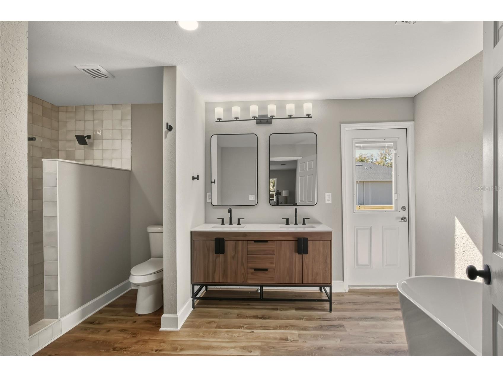 400 Patica Road NE Saint Petersburg FL 33702 L4959177 image15