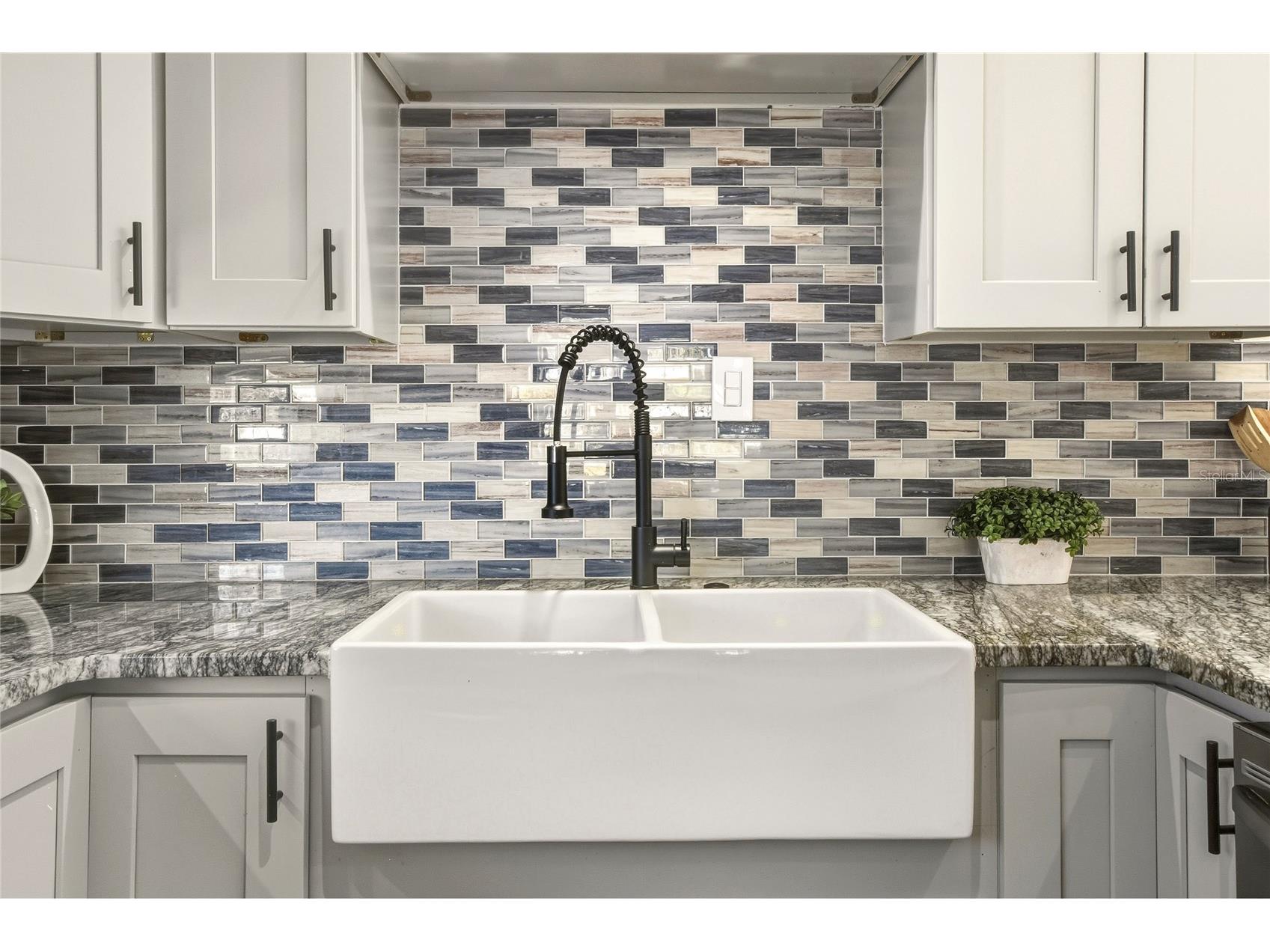 400 Patica Road NE Saint Petersburg FL 33702 L4959177 image33