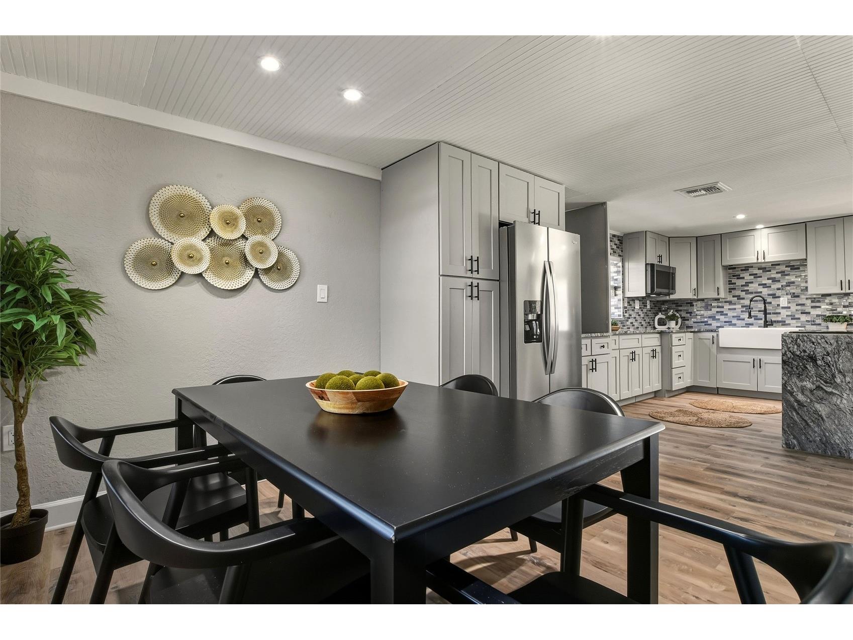 400 Patica Road NE Saint Petersburg FL 33702 L4959177 image40